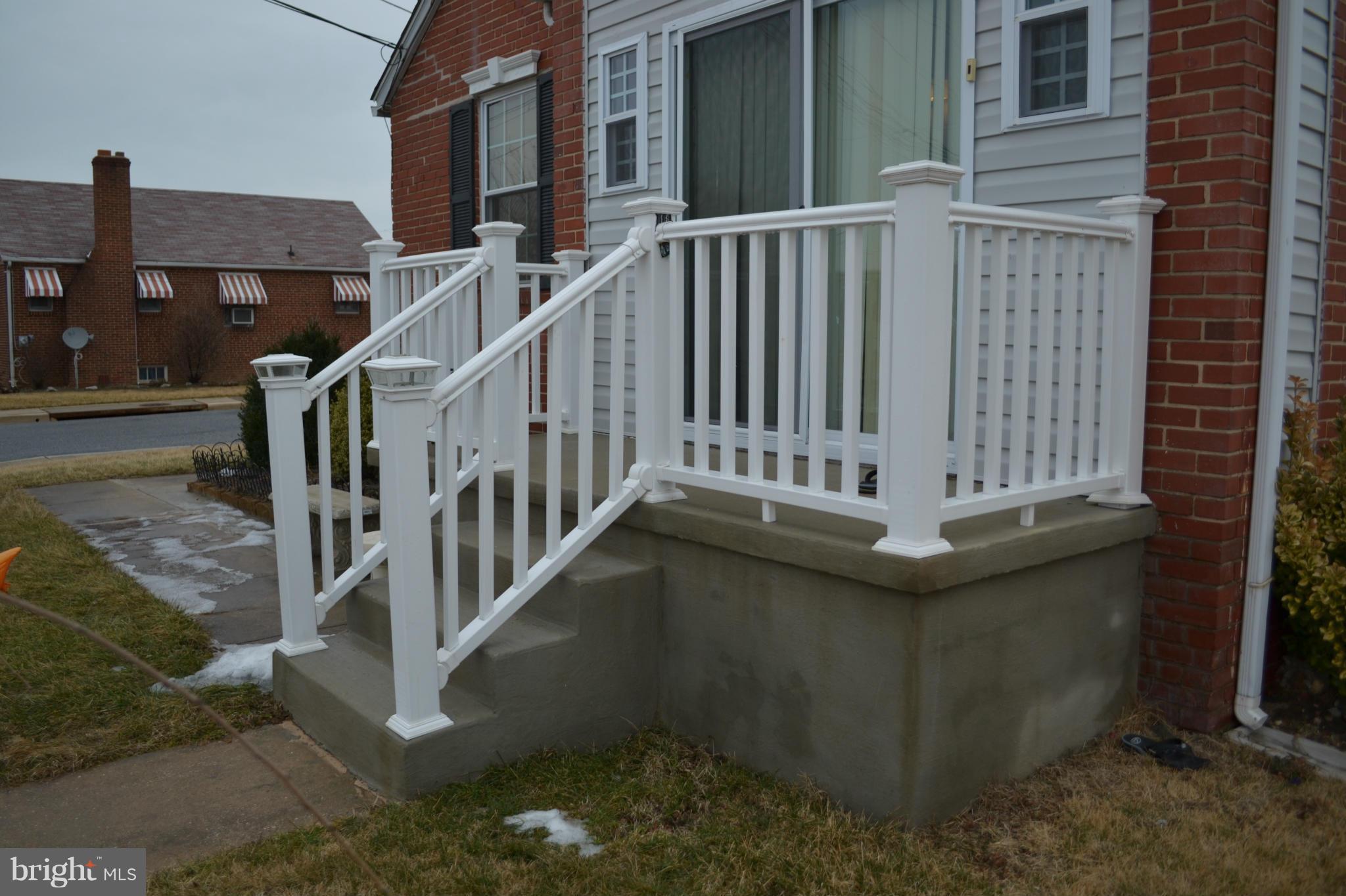 DELK MANOR - Residential