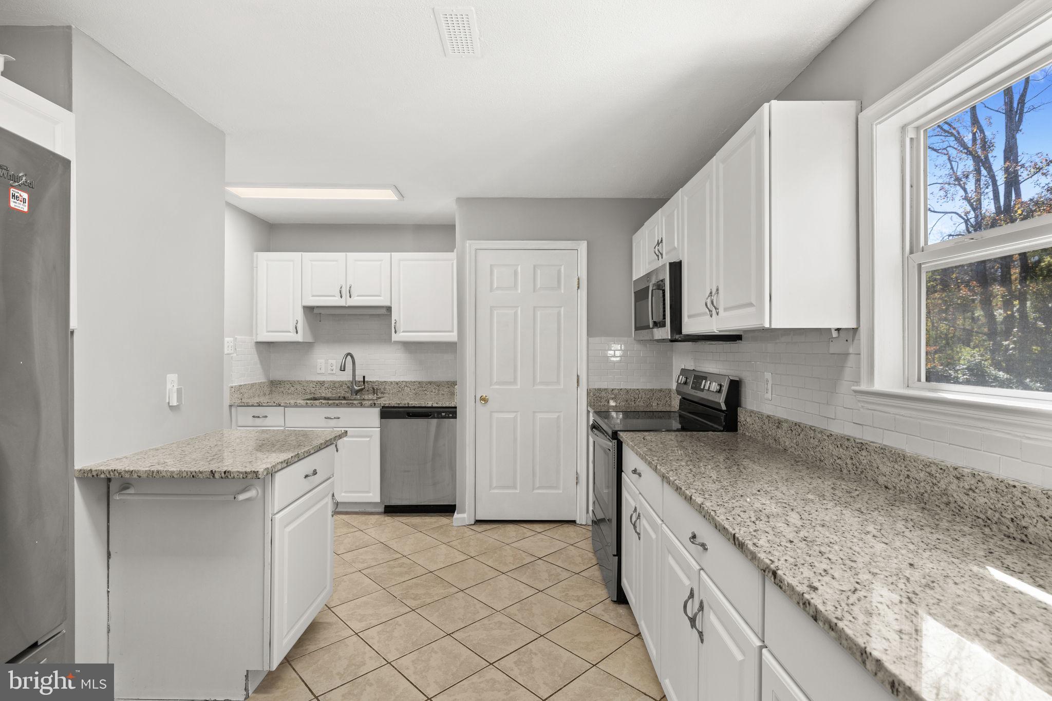 BATTLEFIELD GREEN - Residential