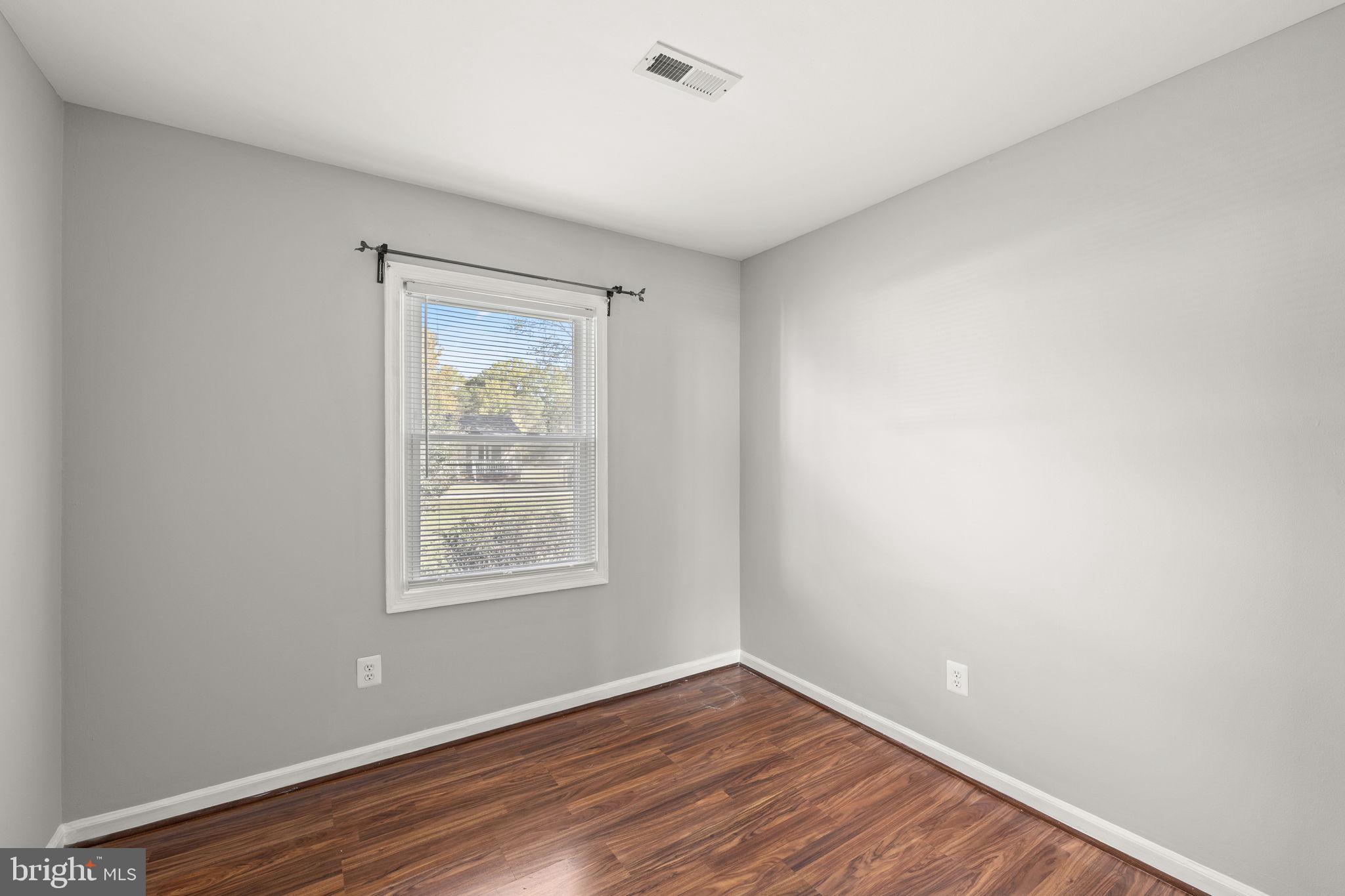 BATTLEFIELD GREEN - Residential