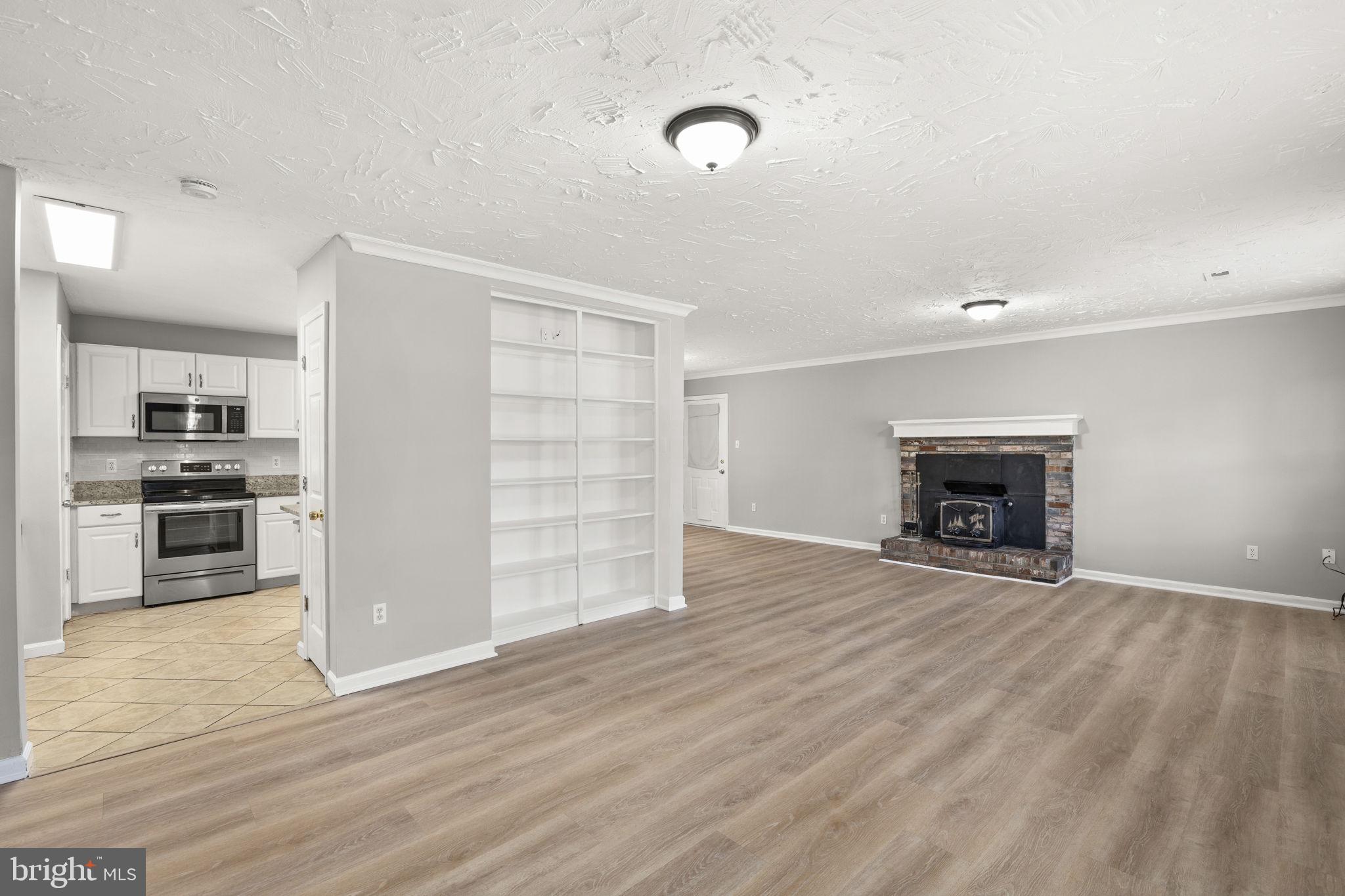 BATTLEFIELD GREEN - Residential