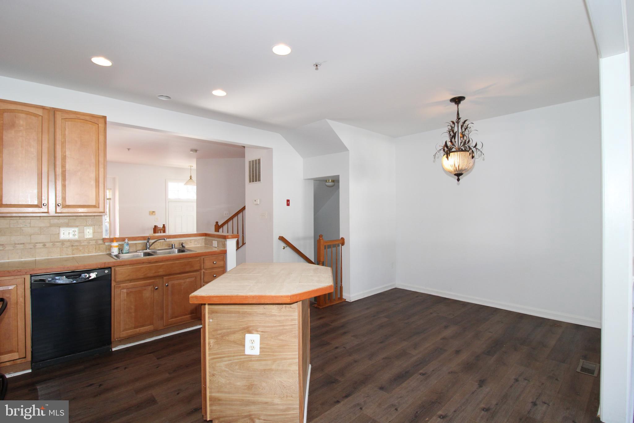 HAGERS CROSSING - Residential Lease