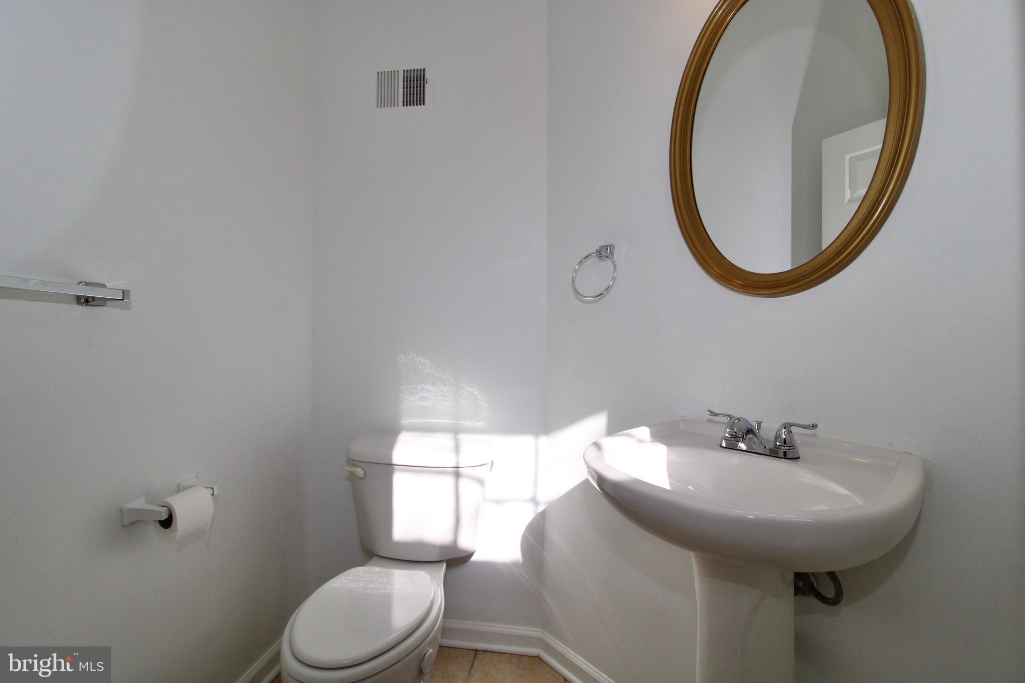 HAGERS CROSSING - Residential Lease