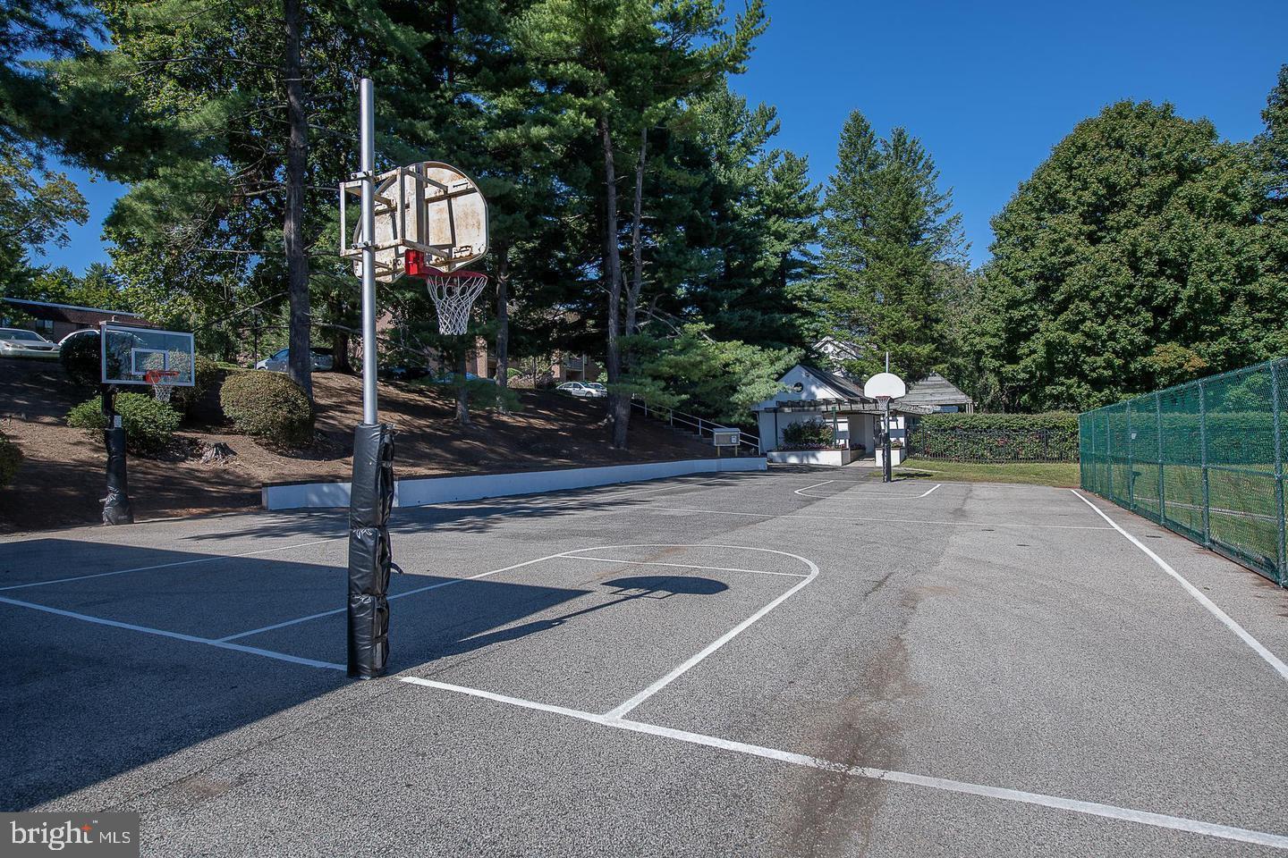 OAK HILL ESTATES - Residential