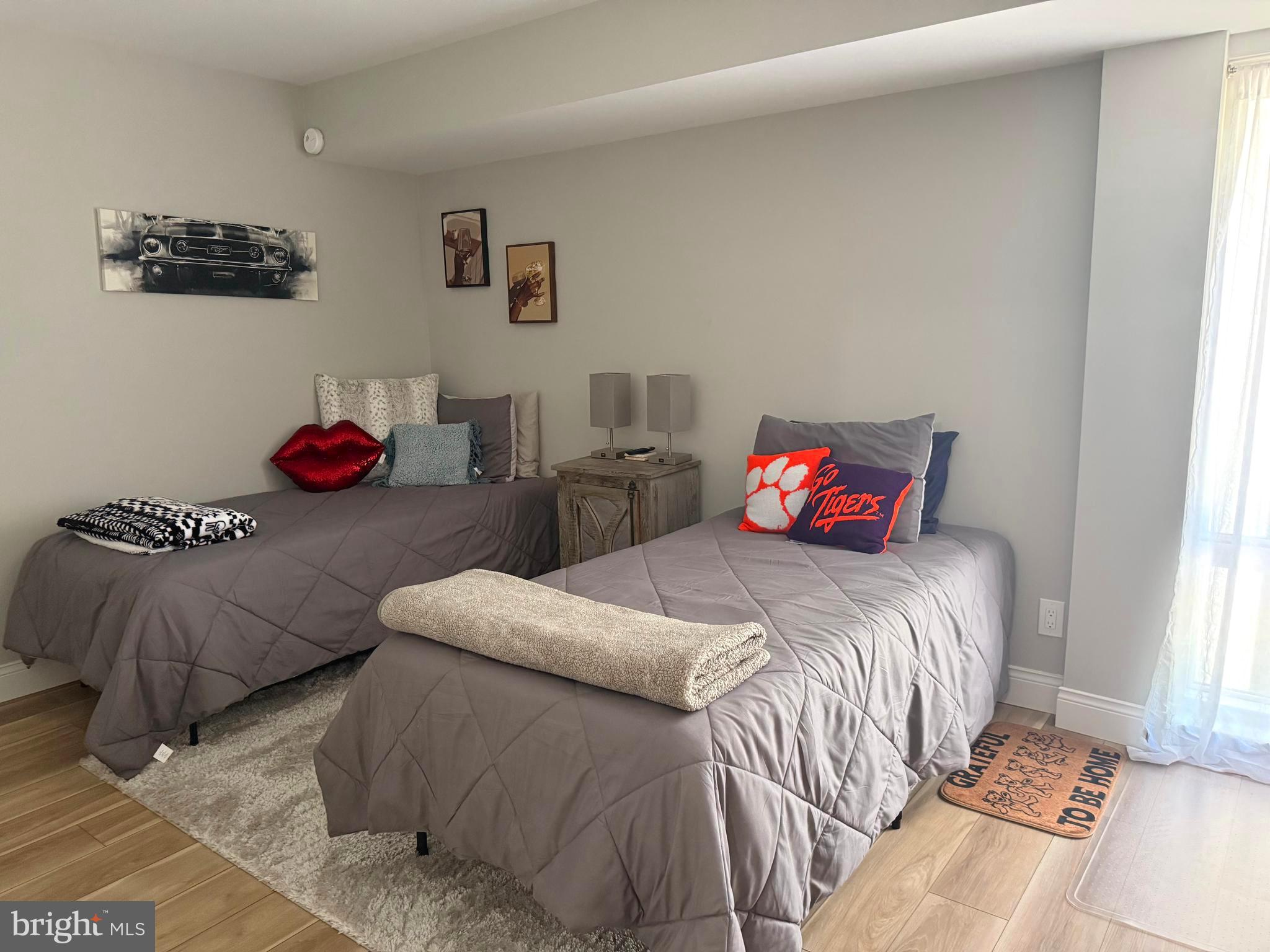 OAK HILL ESTATES - Residential