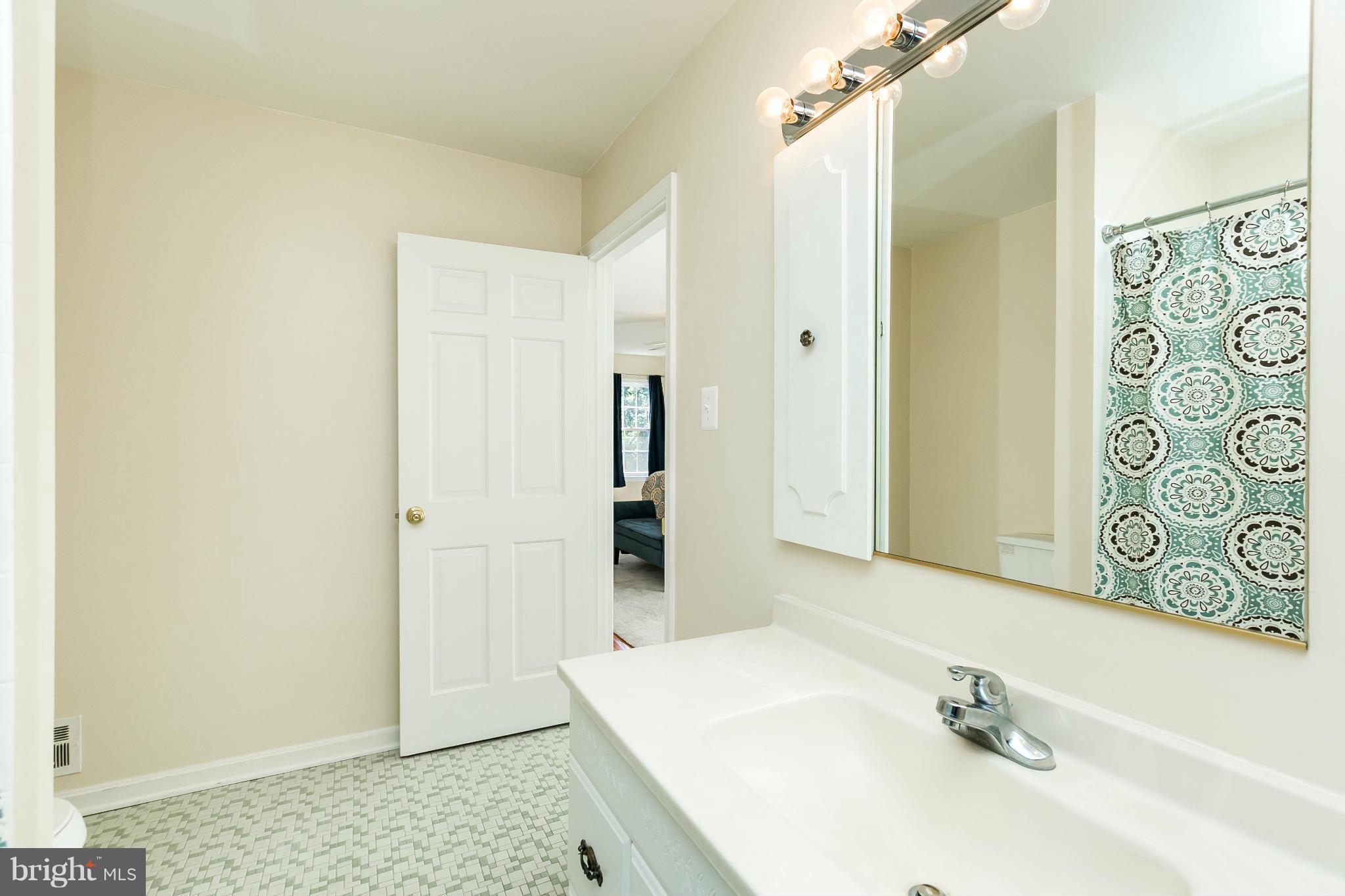 RAVENHURST - Residential