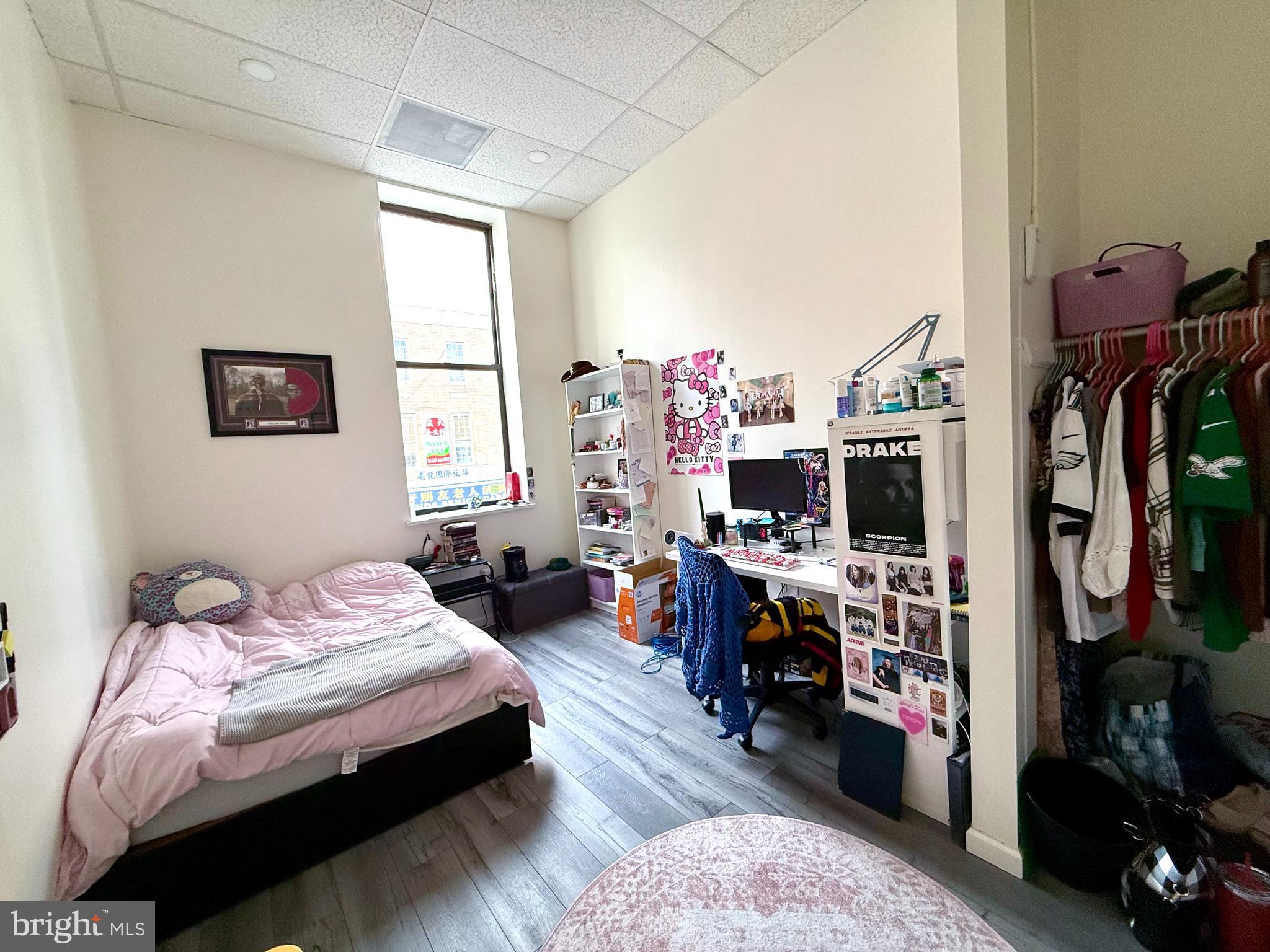 CHINATOWN - Residential Lease