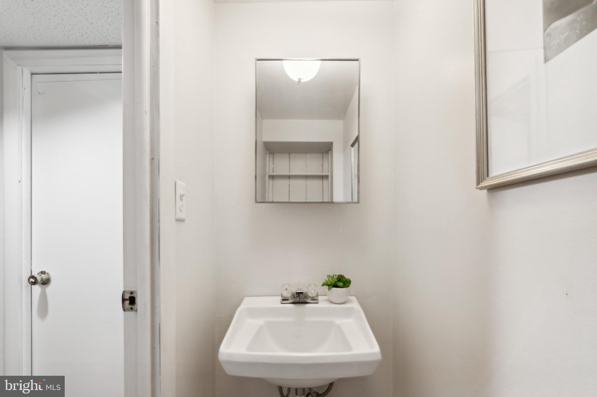 KNETTISHALL - Residential