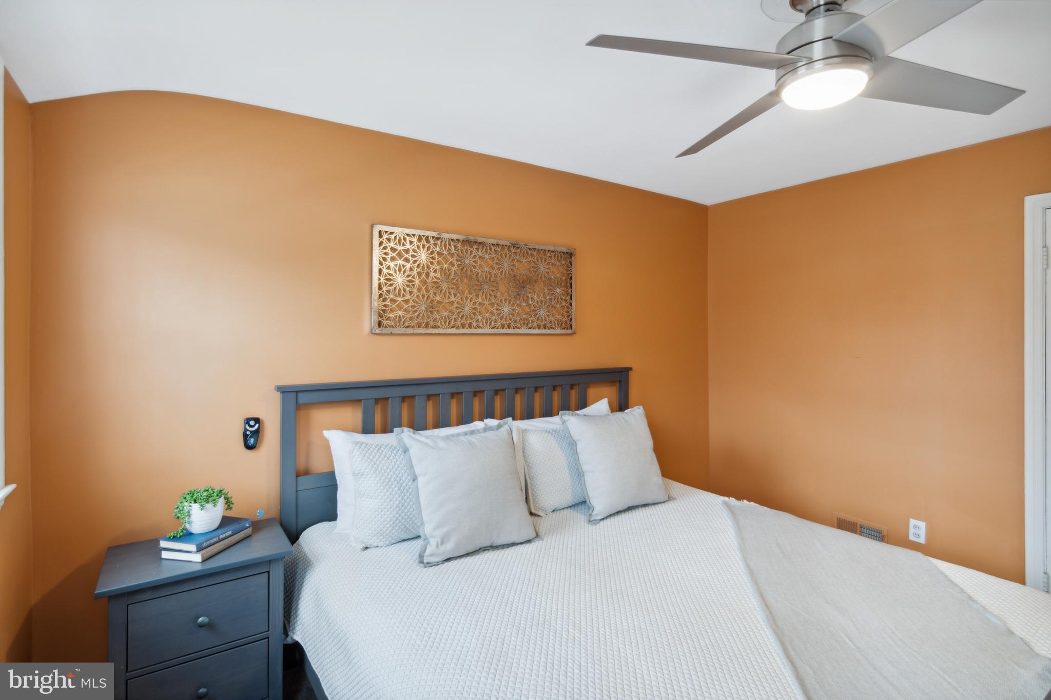 KNETTISHALL - Residential