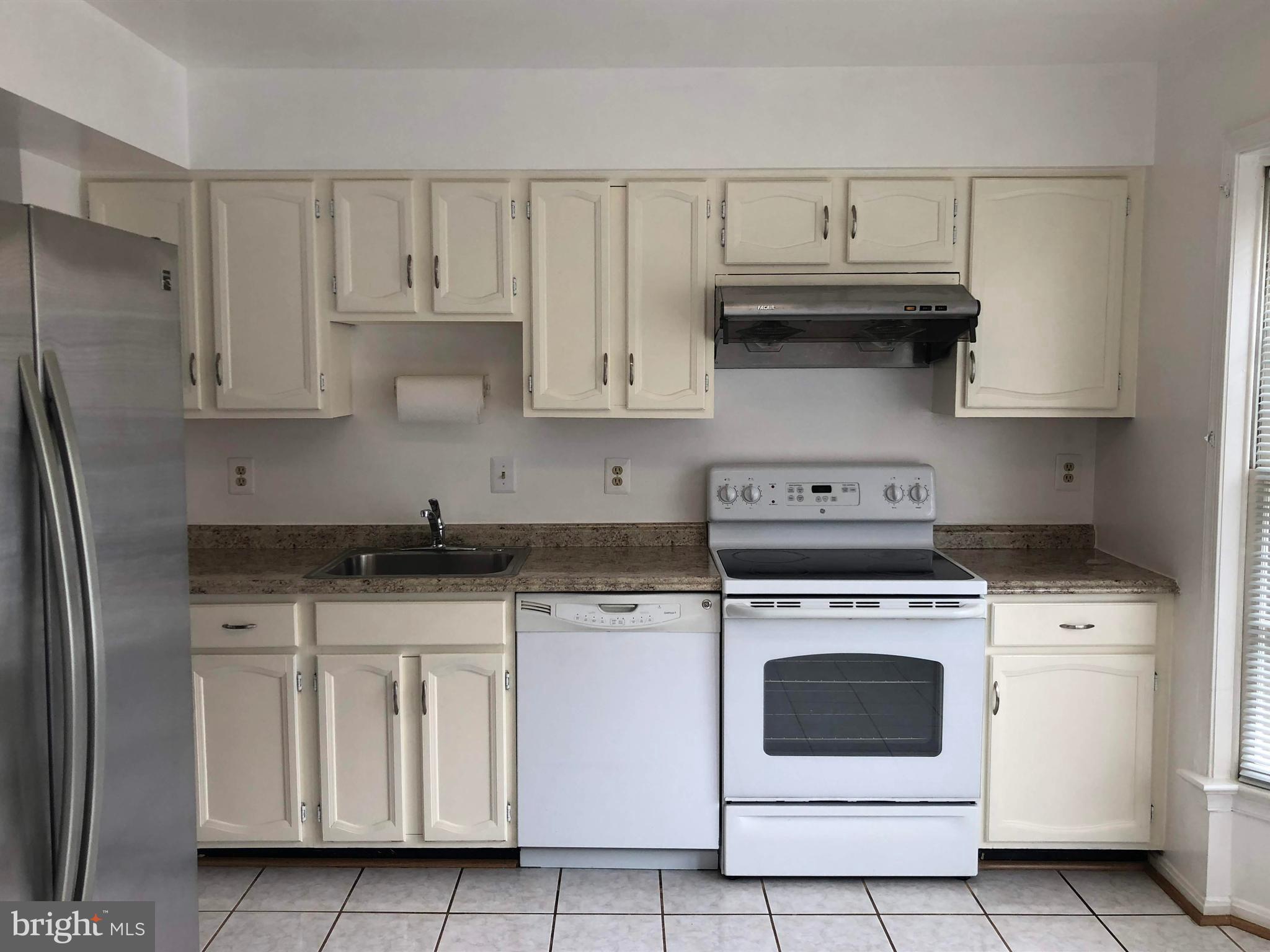 COLONY PARK - Residential