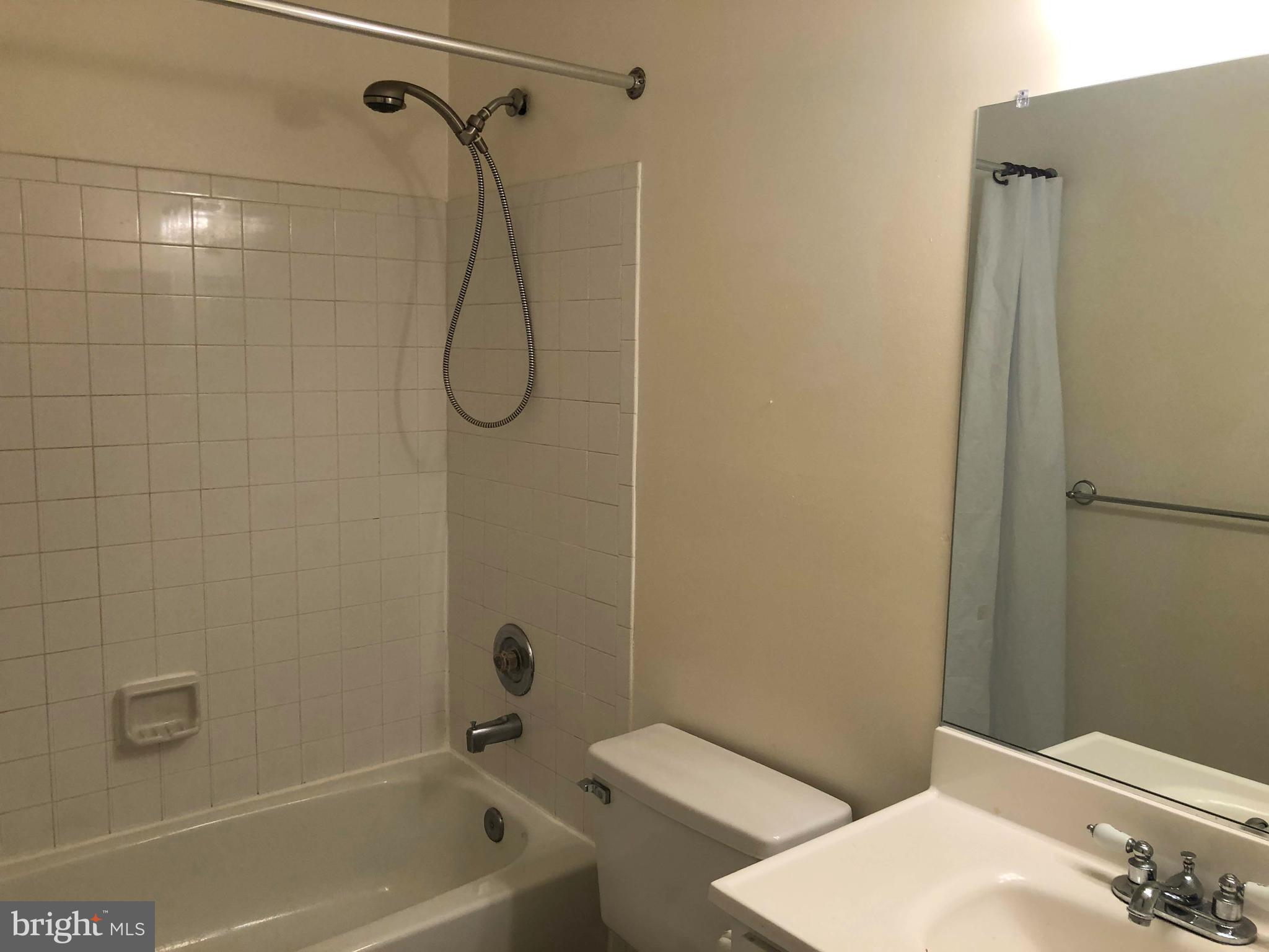 COLONY PARK - Residential