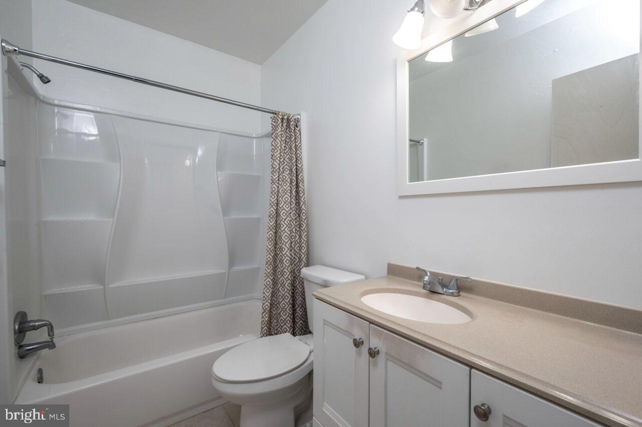 RIVER TERRACE - Residential