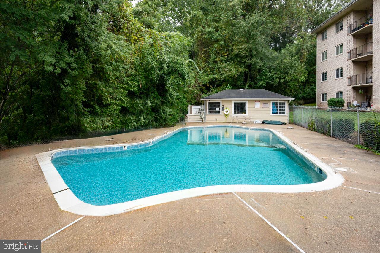 RIVER TERRACE - Residential