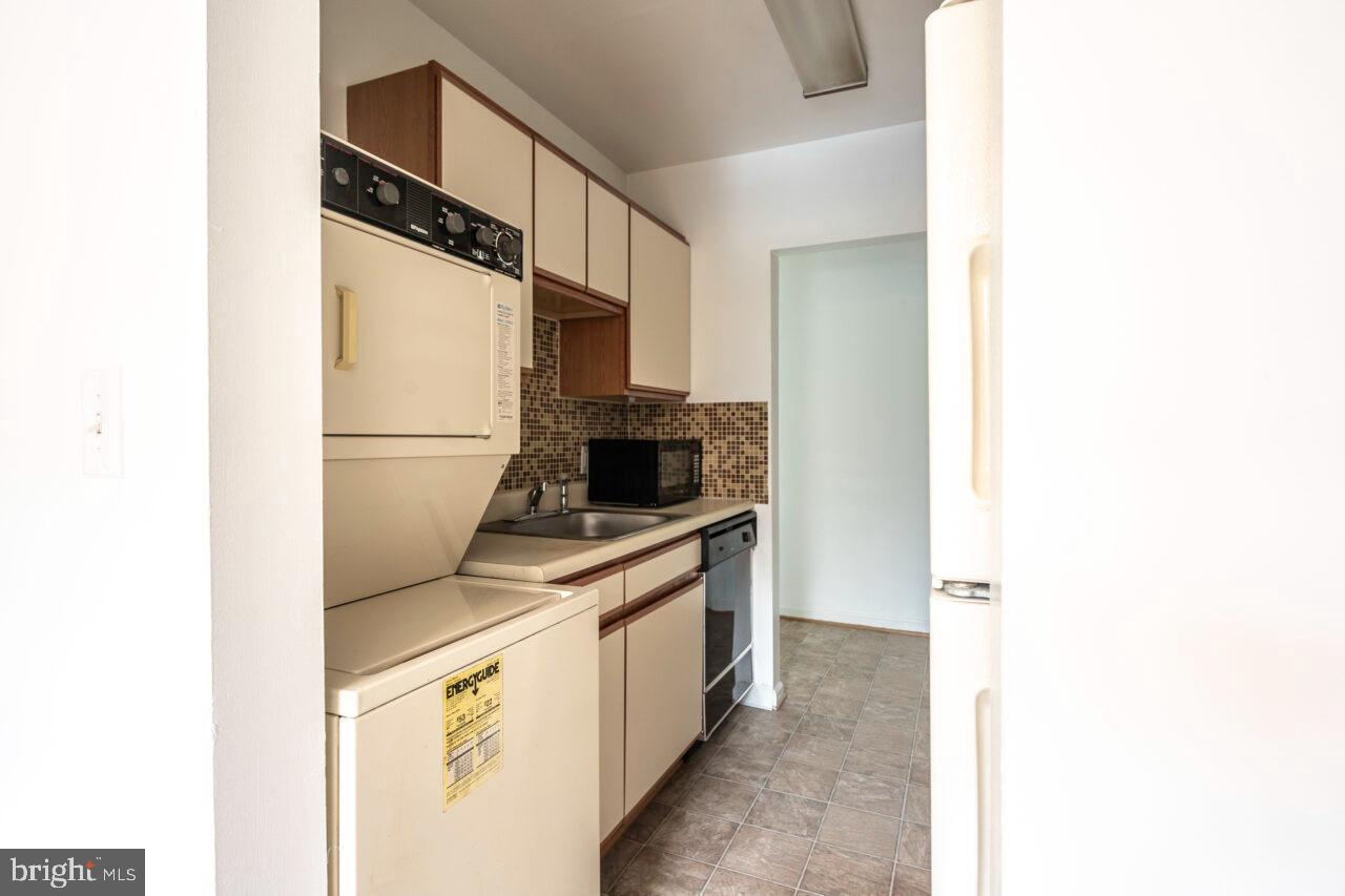 RIVER TERRACE - Residential