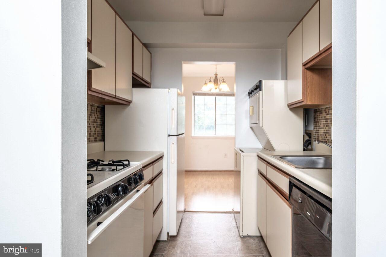 RIVER TERRACE - Residential