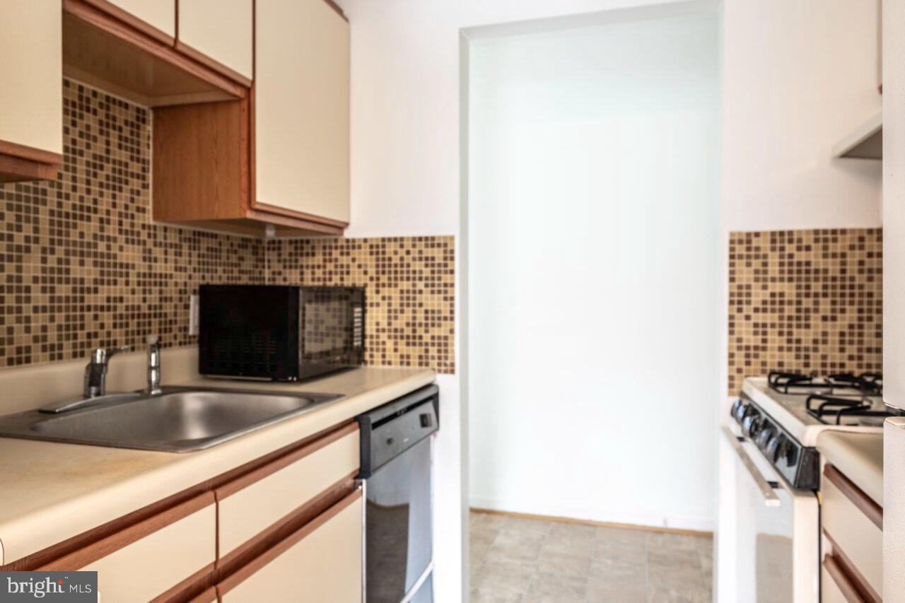 RIVER TERRACE - Residential