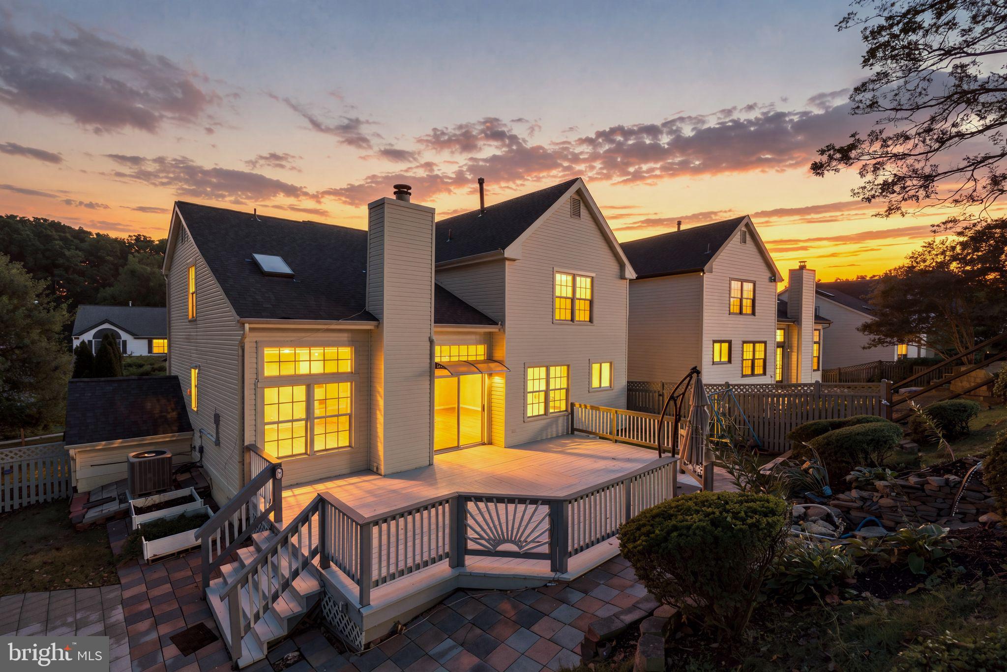 18 SOLITAIRE COURT