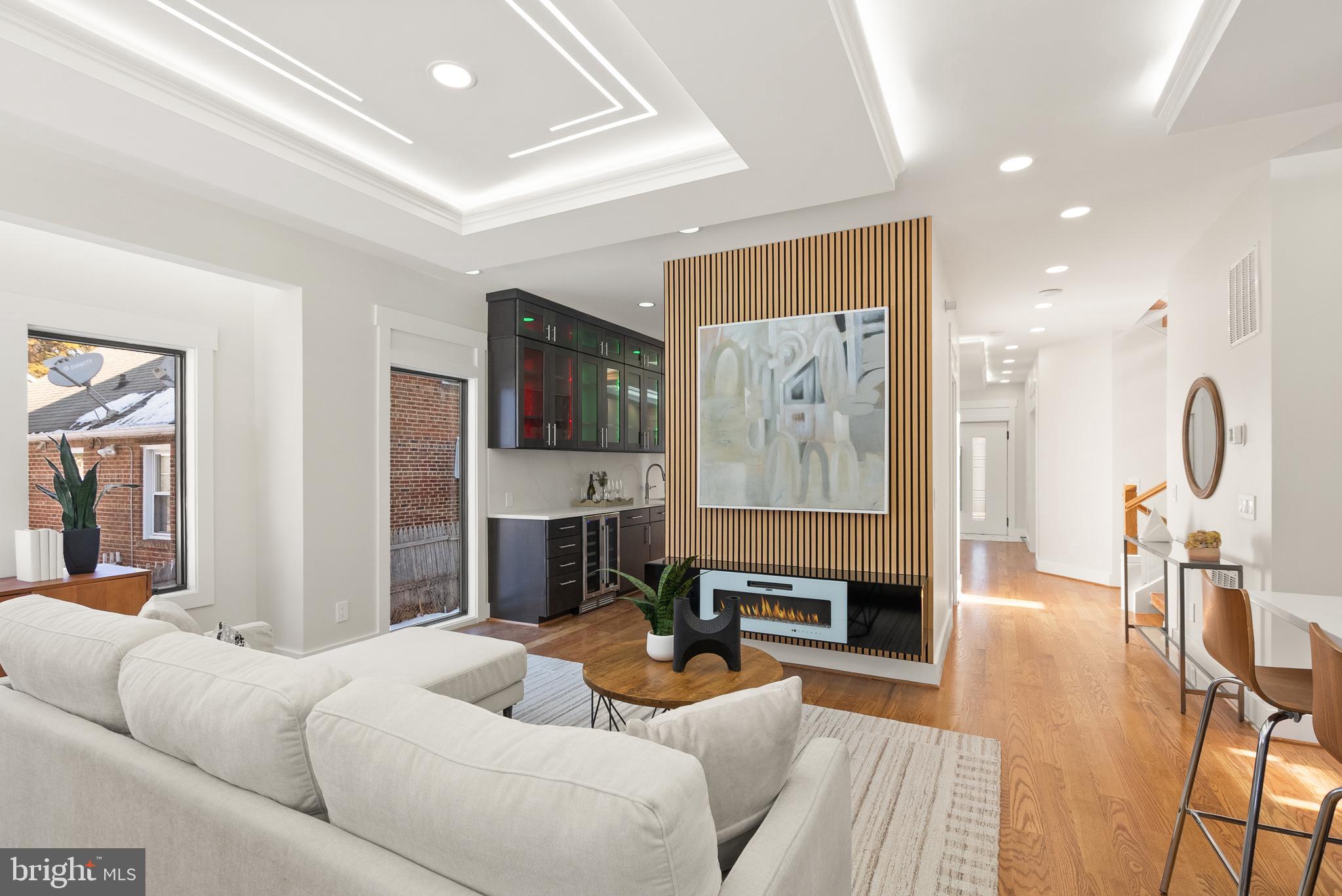 BRANDON VILLAGE - Residential