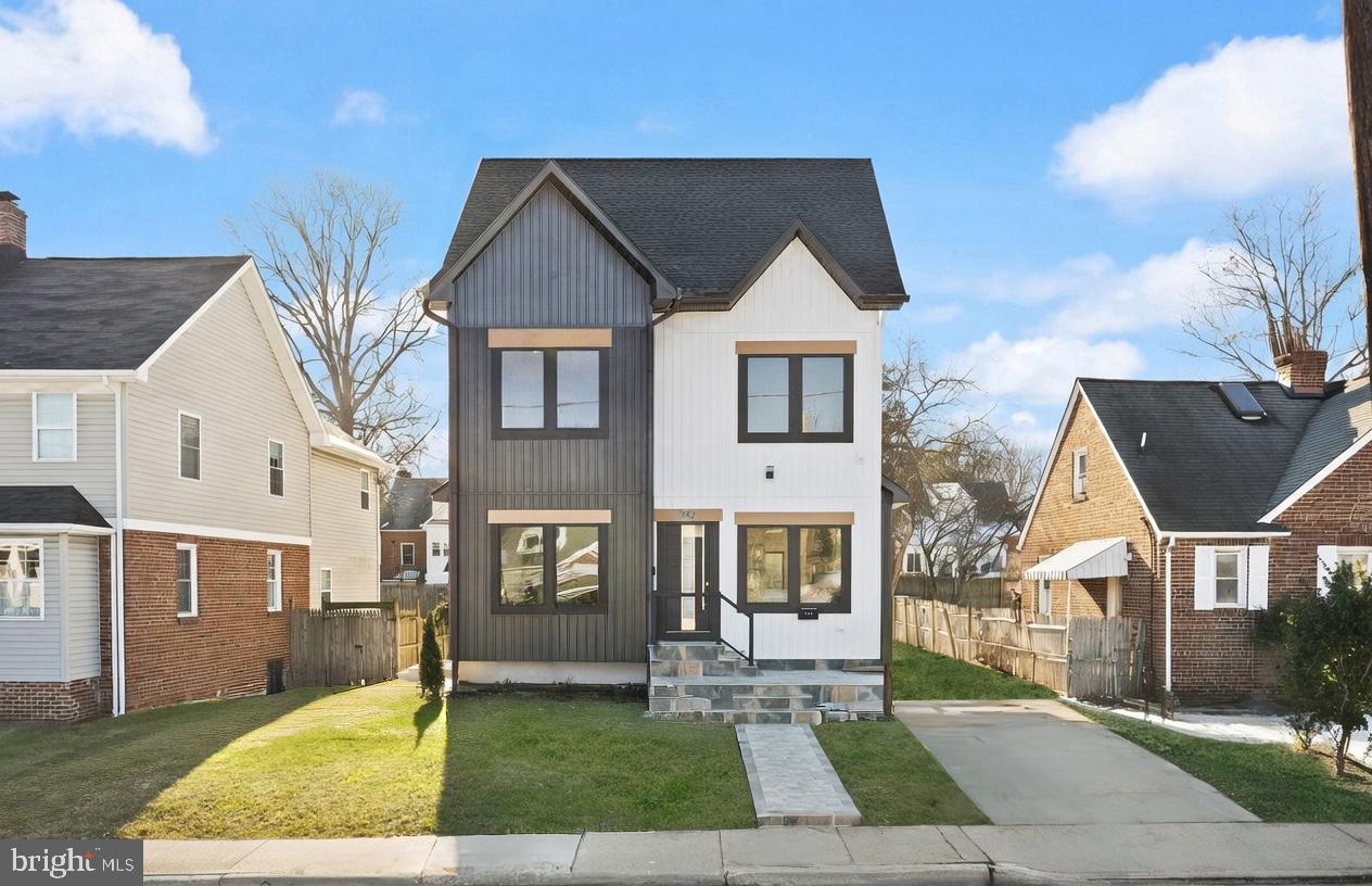 BRANDON VILLAGE - Residential