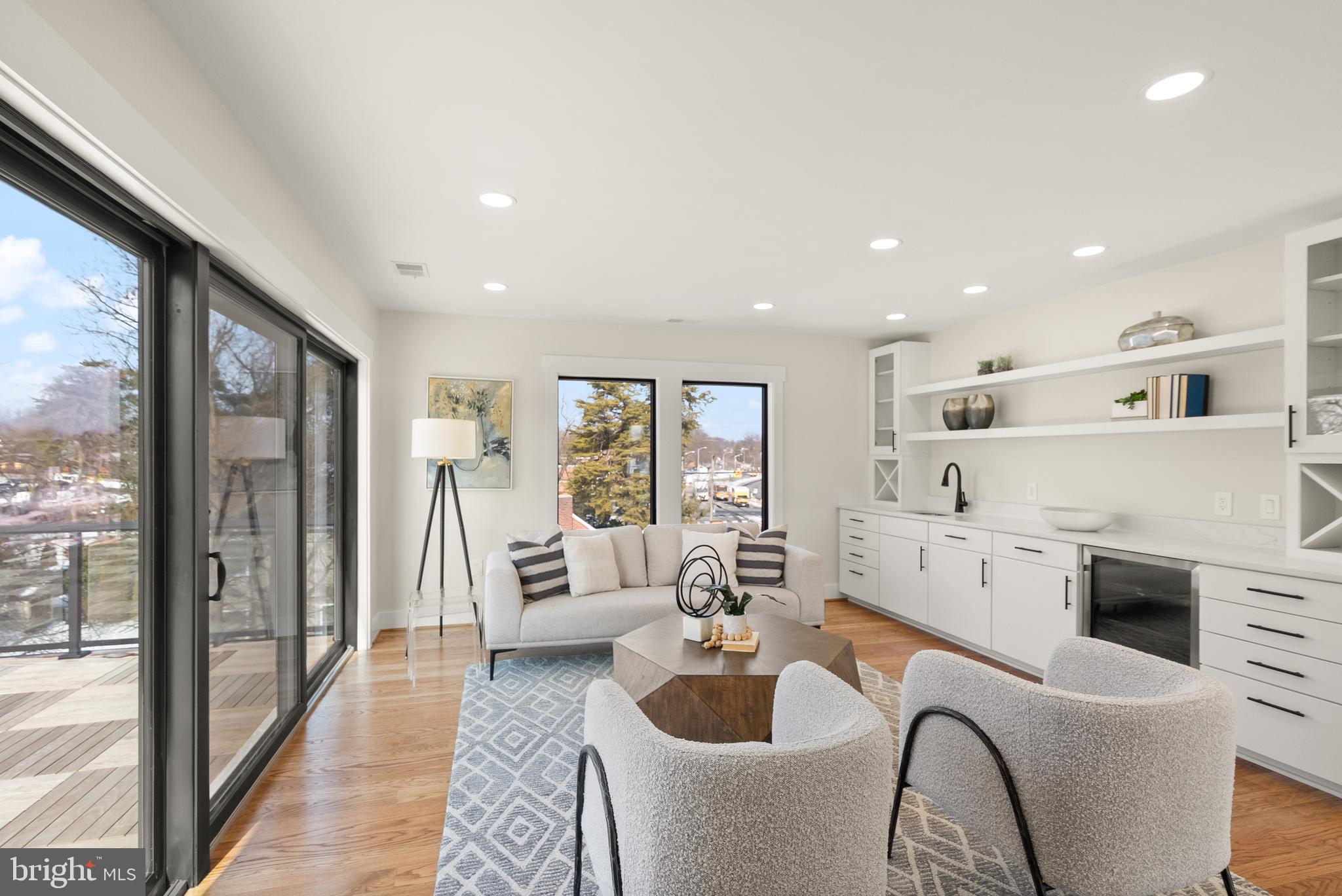 BRANDON VILLAGE - Residential