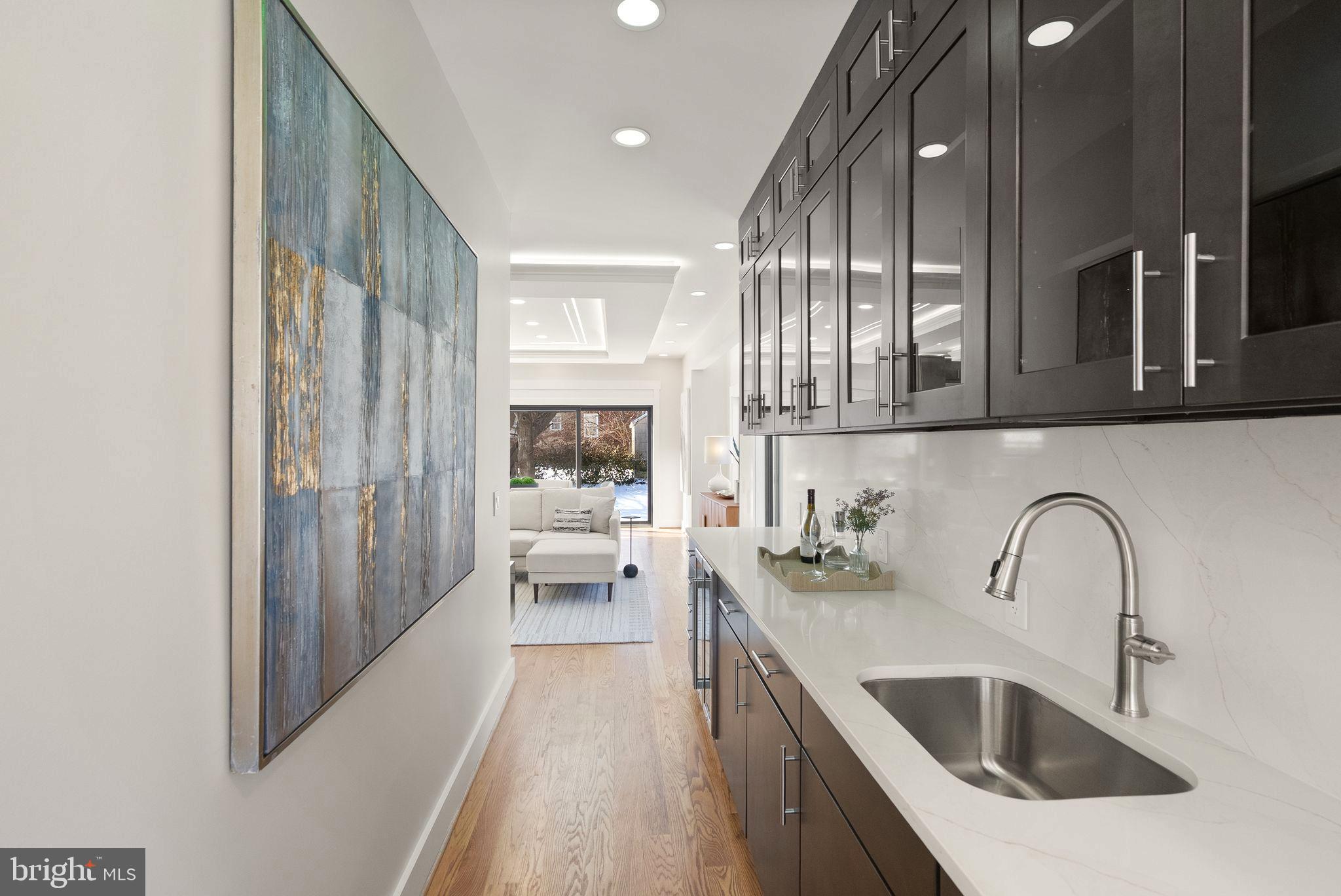 BRANDON VILLAGE - Residential