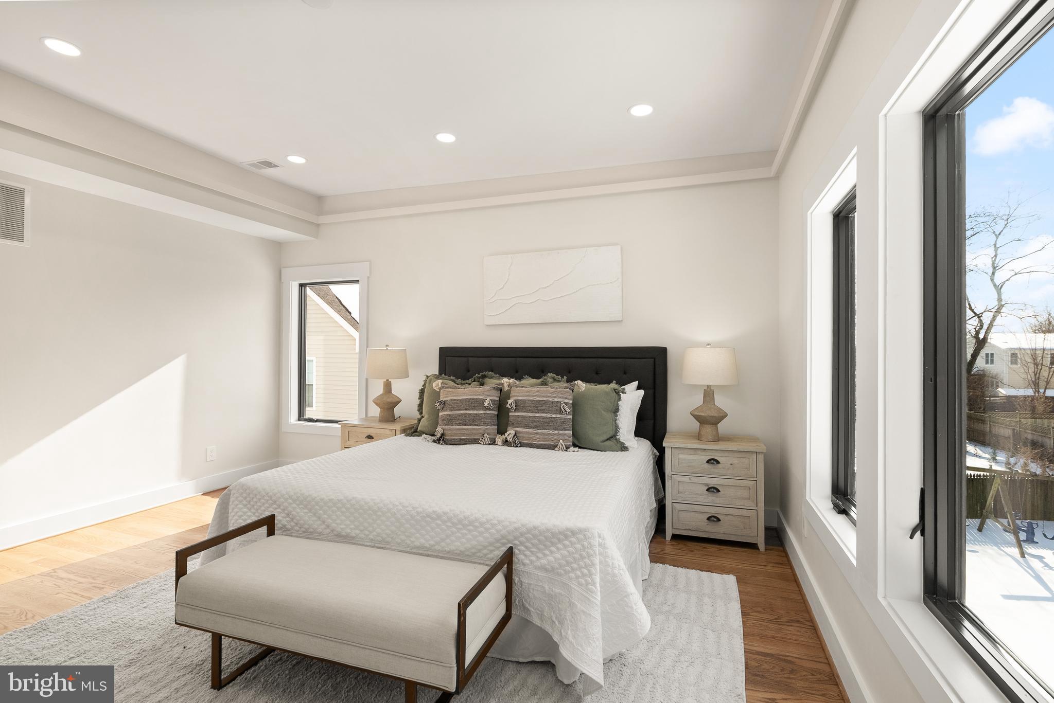 BRANDON VILLAGE - Residential