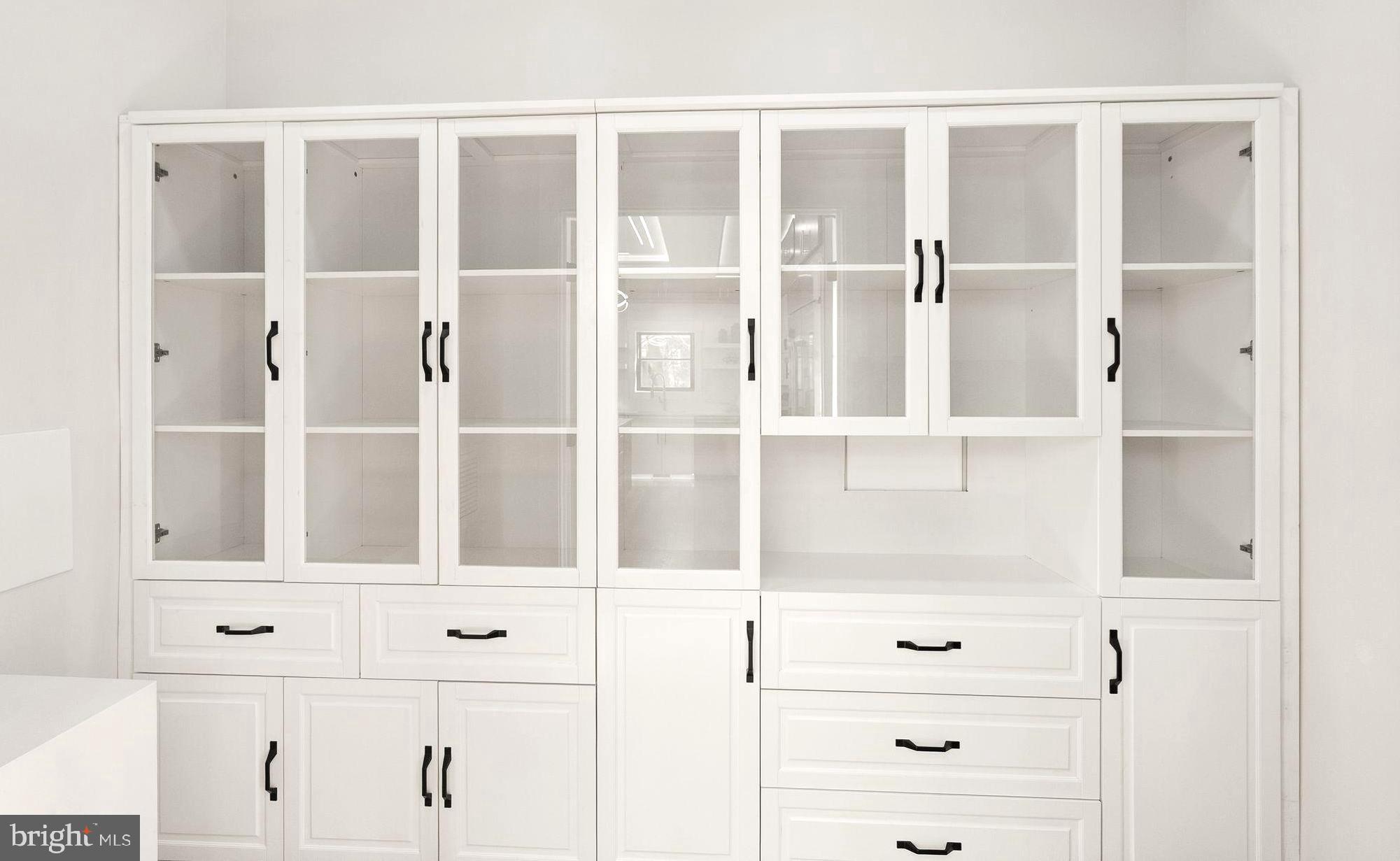 BRANDON VILLAGE - Residential