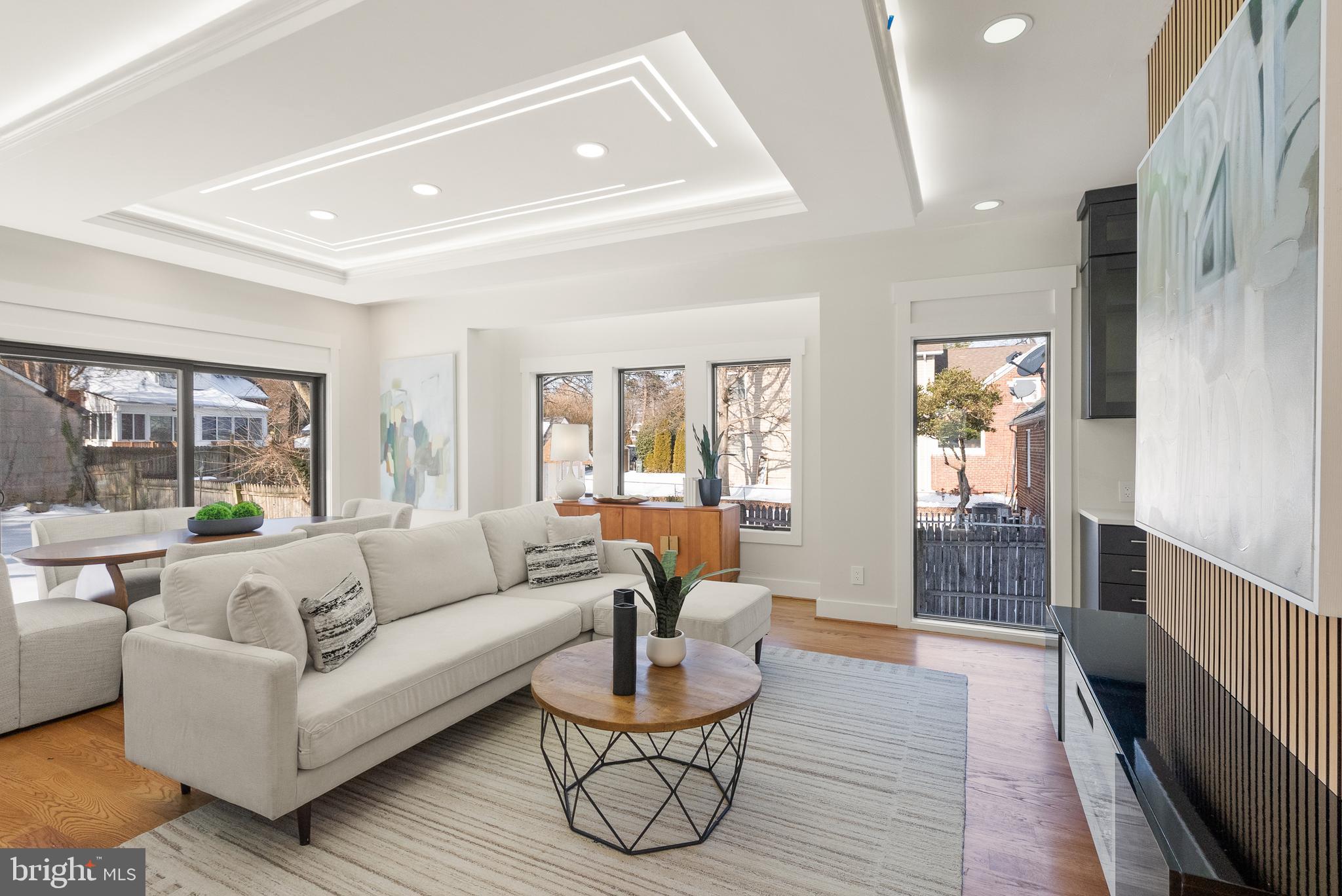 BRANDON VILLAGE - Residential