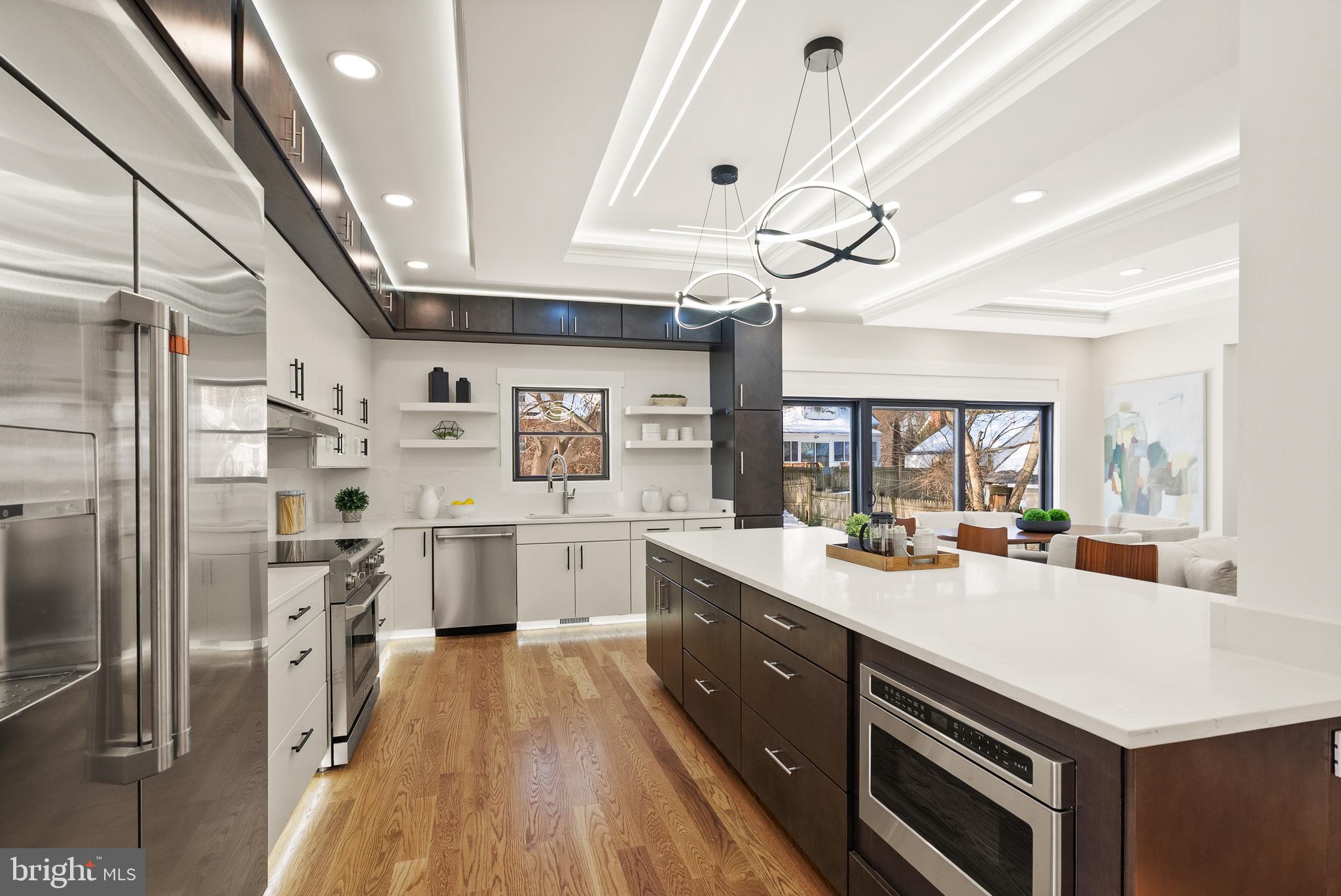 BRANDON VILLAGE - Residential