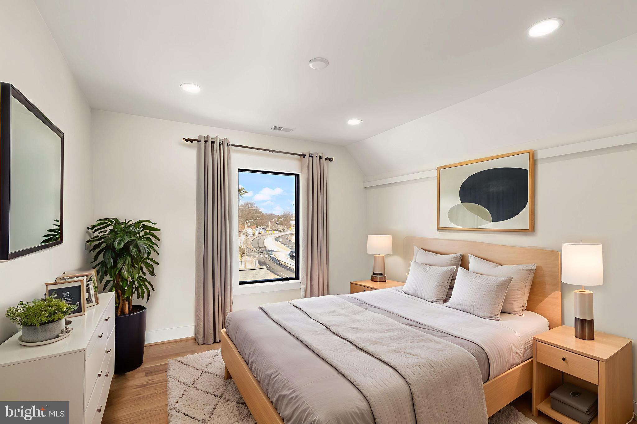 BRANDON VILLAGE - Residential