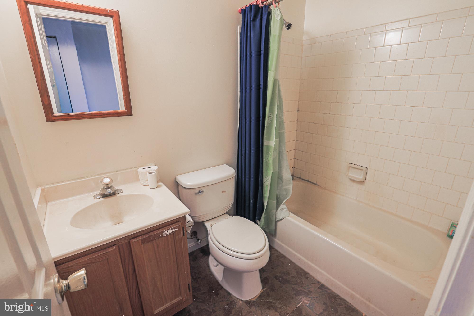 PARK MANOR CONDOMINIUMS - Residential