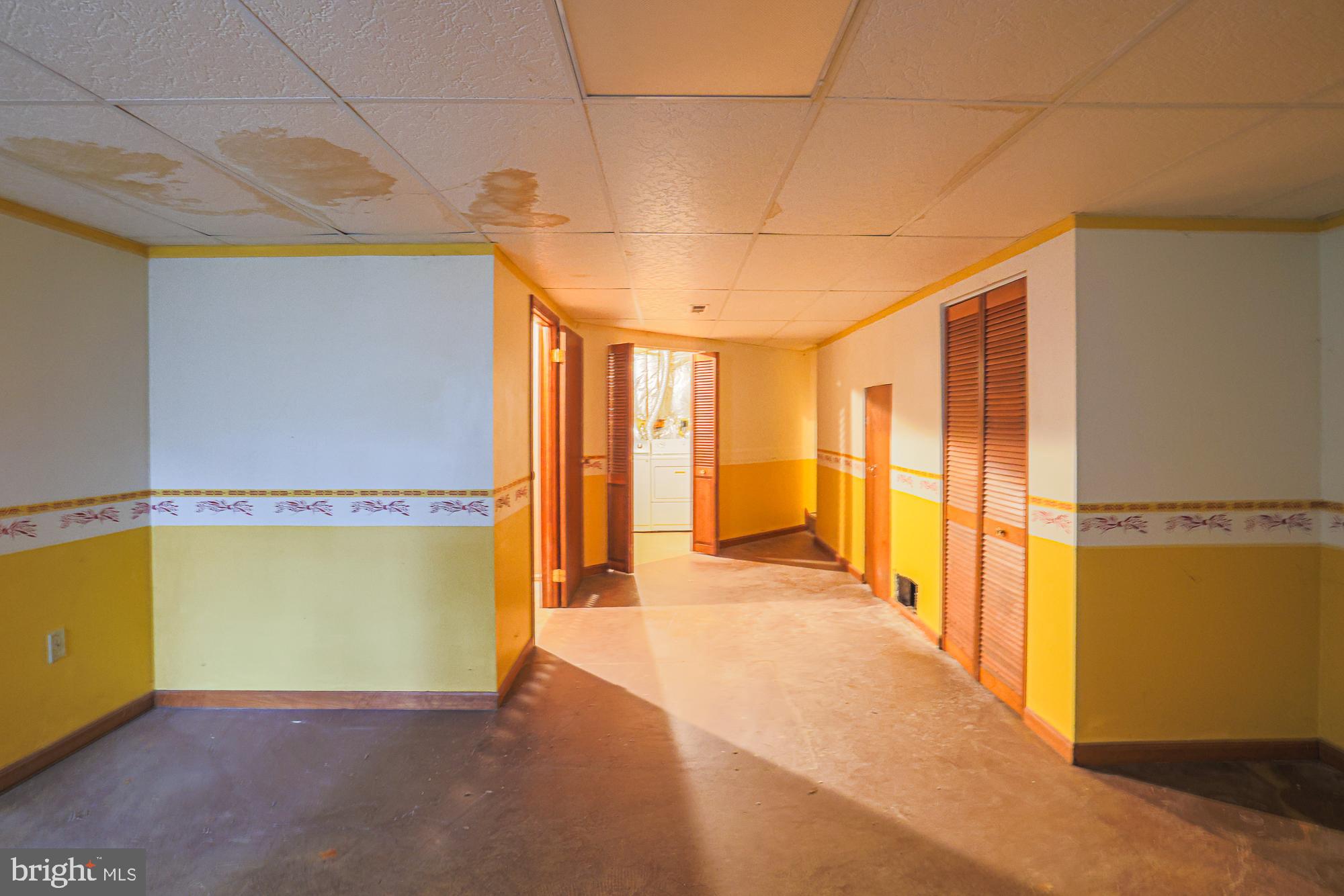 PARK MANOR CONDOMINIUMS - Residential