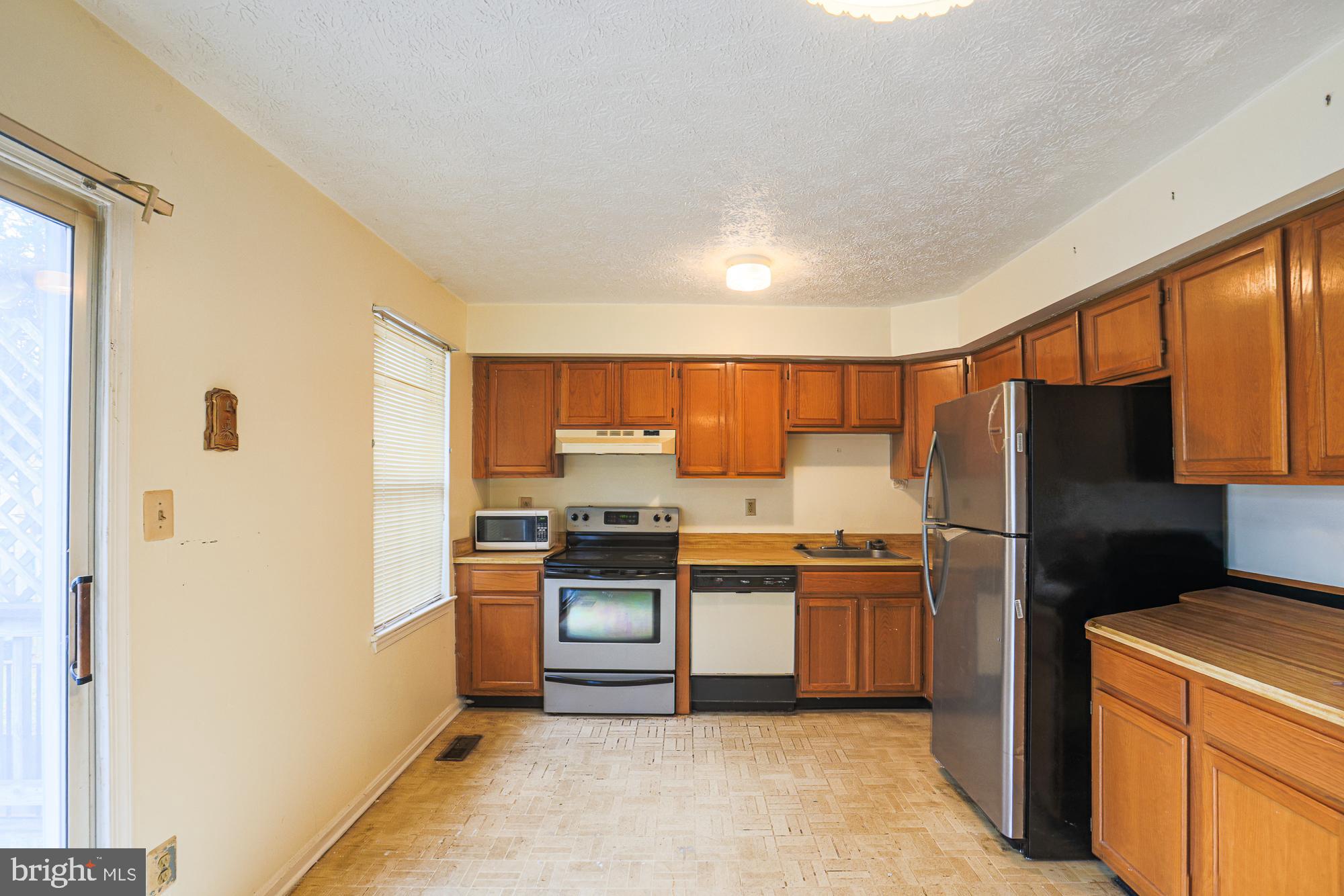 PARK MANOR CONDOMINIUMS - Residential