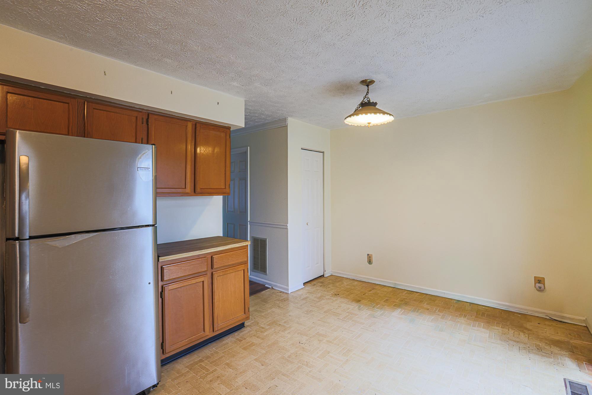 PARK MANOR CONDOMINIUMS - Residential