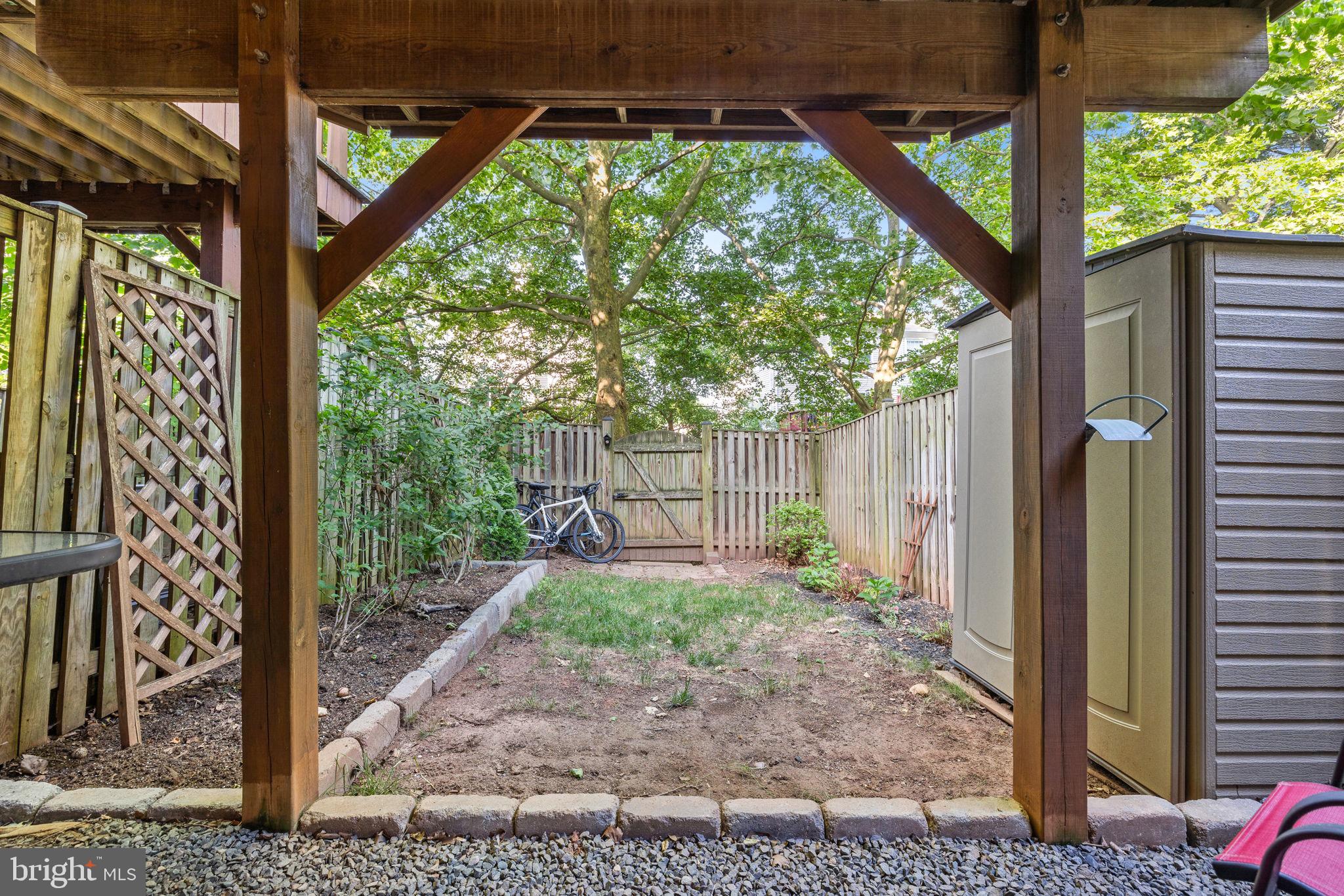 FOXFIELD - Residential Lease