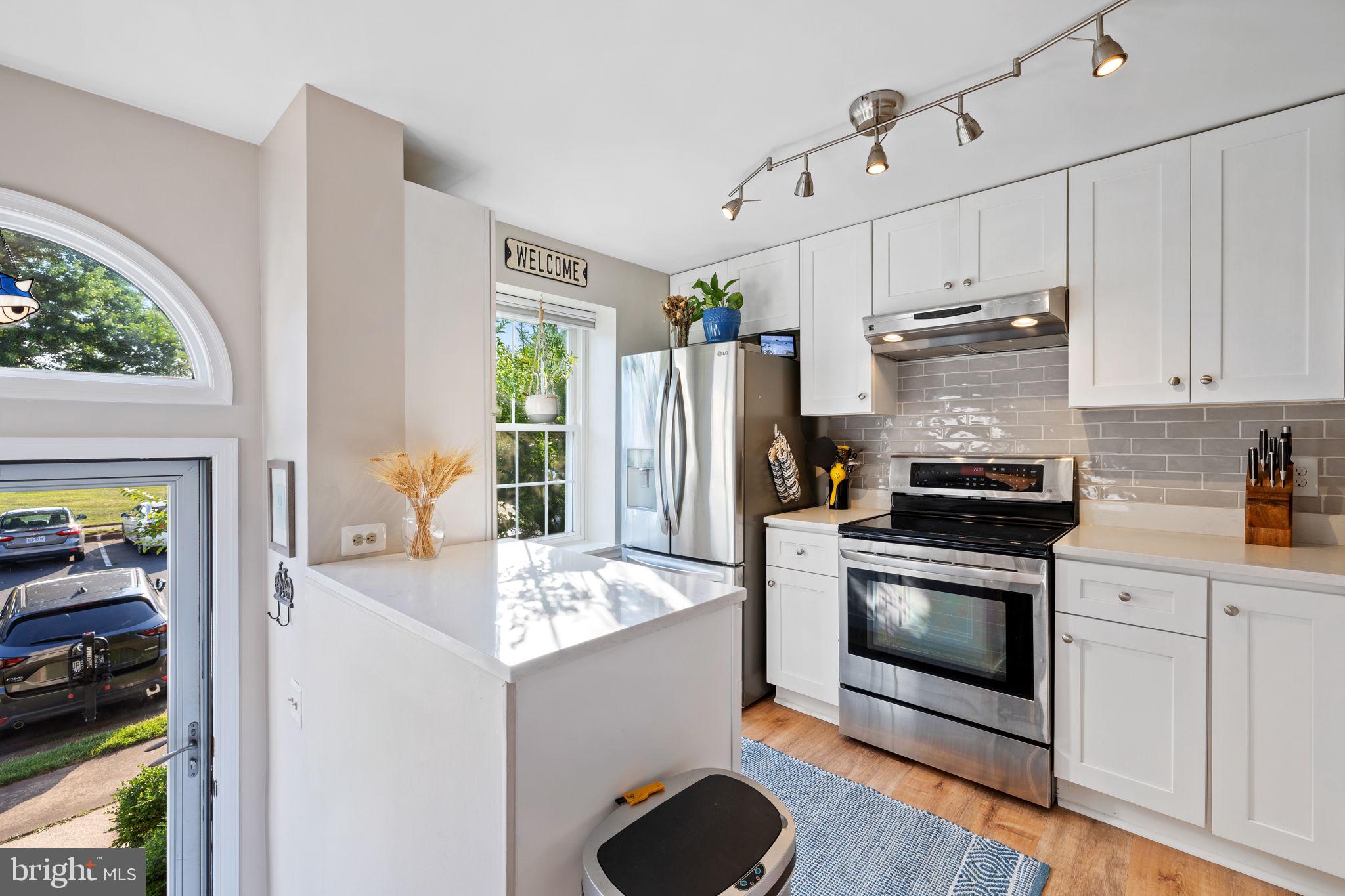 FOXFIELD - Residential Lease