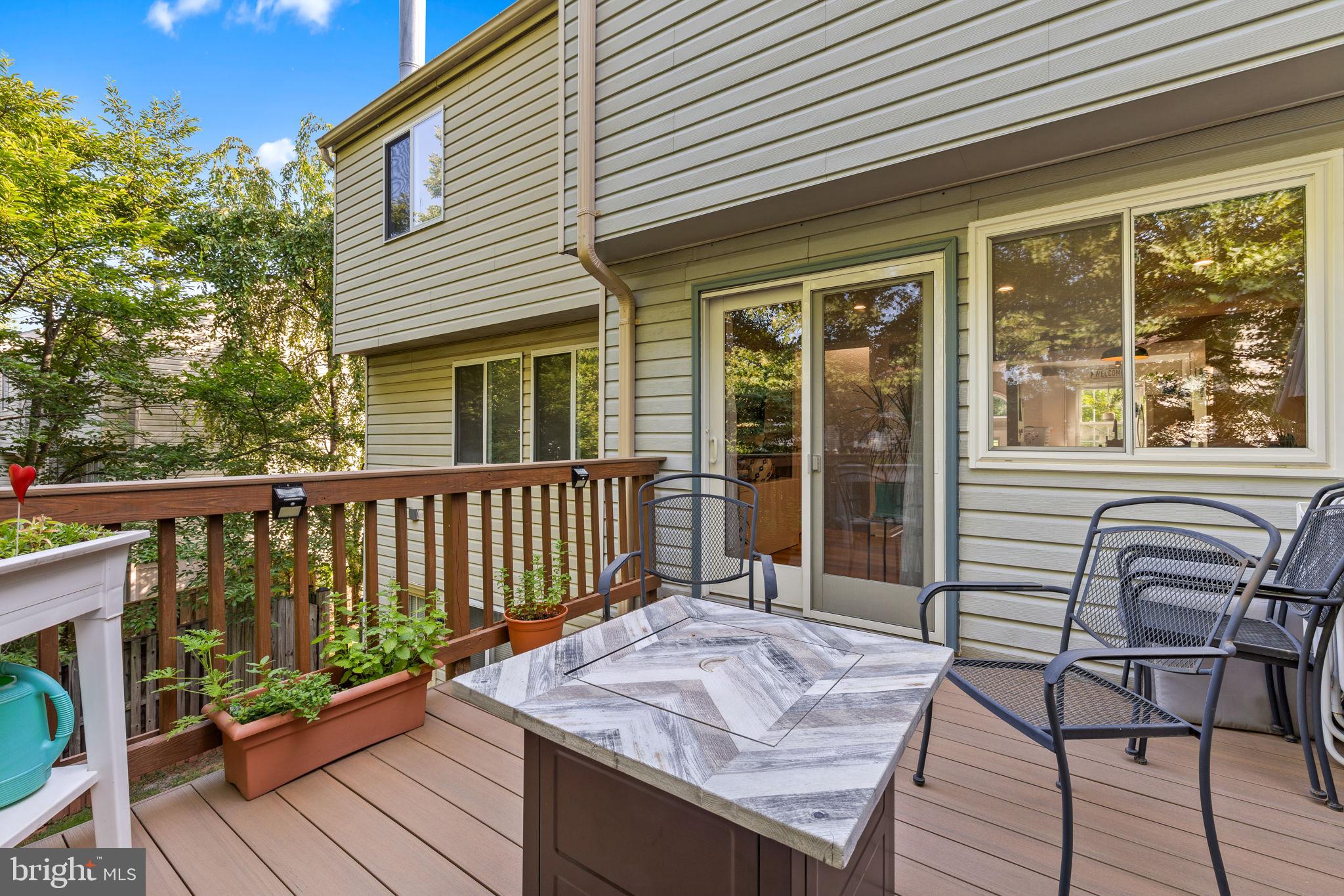 FOXFIELD - Residential Lease