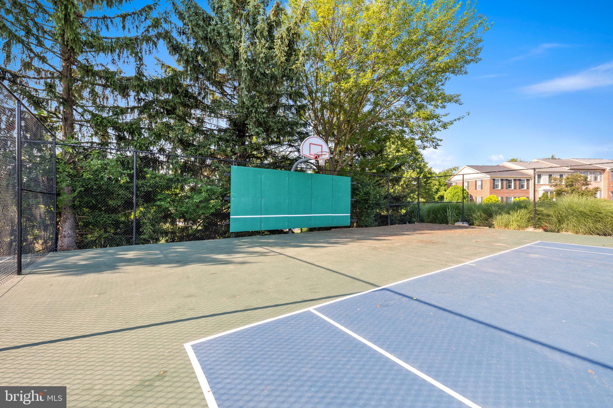 FOXFIELD - Residential Lease