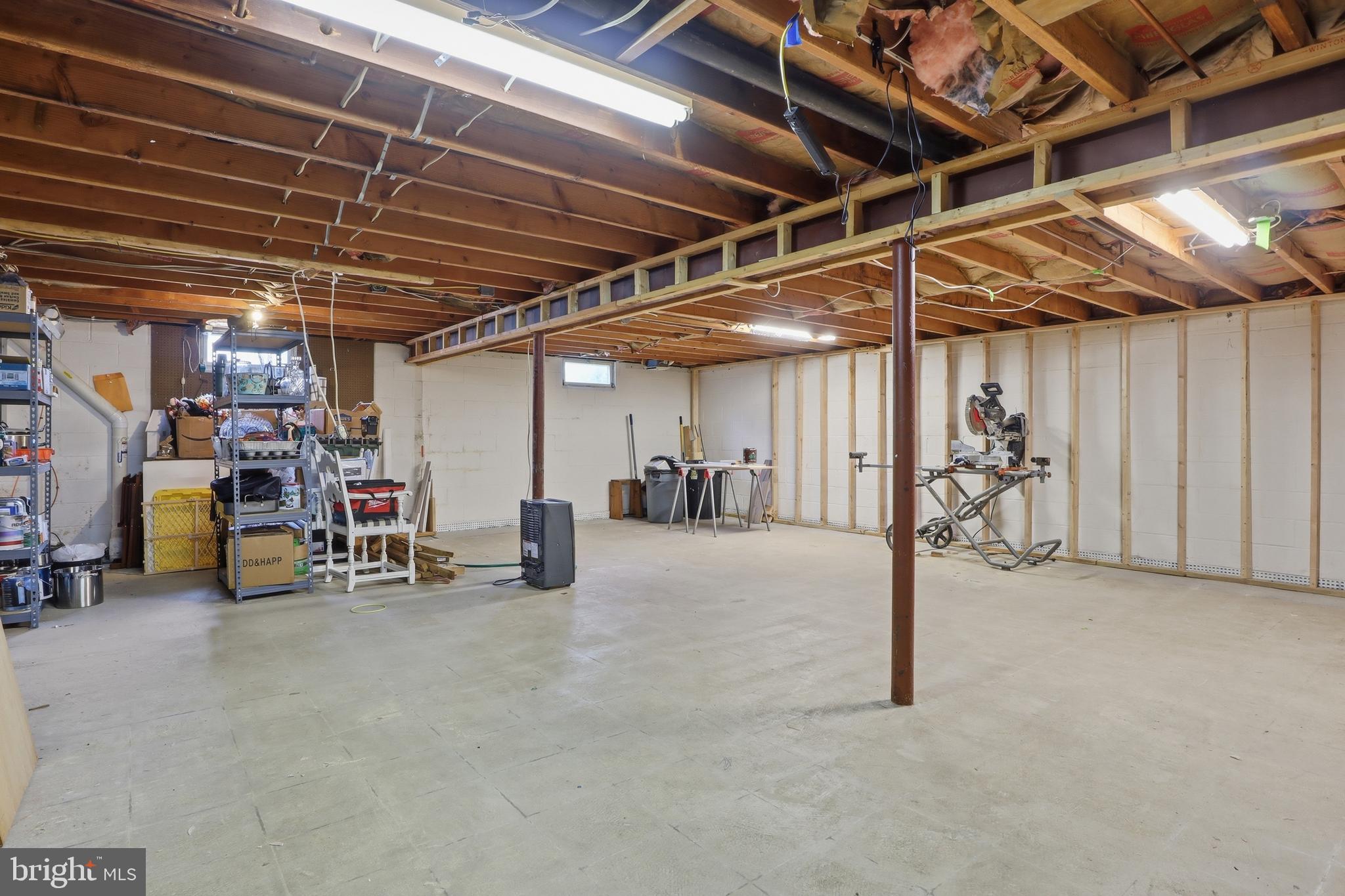 LAMBLEY ACRES - Residential