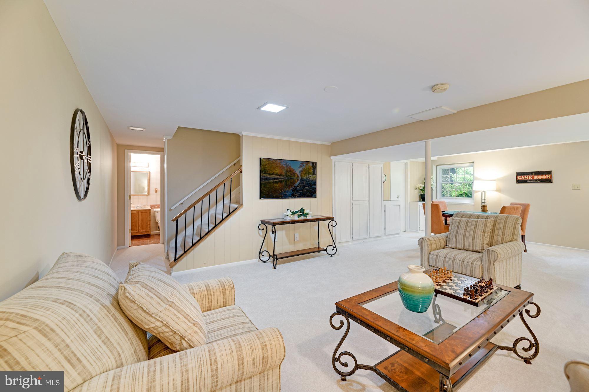 HOMEWOOD - Residential