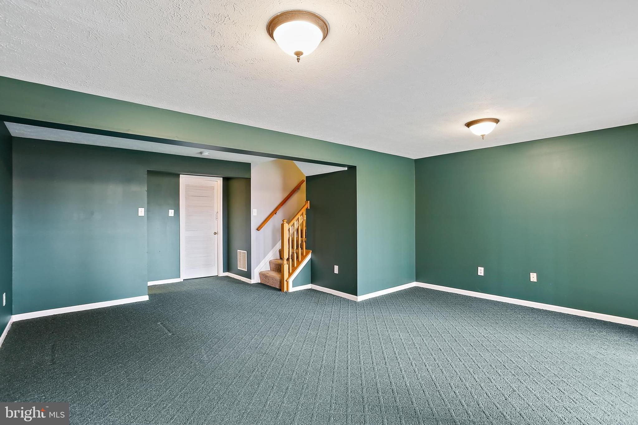 CASTLE STONE AT WHITE MARSH - Residential