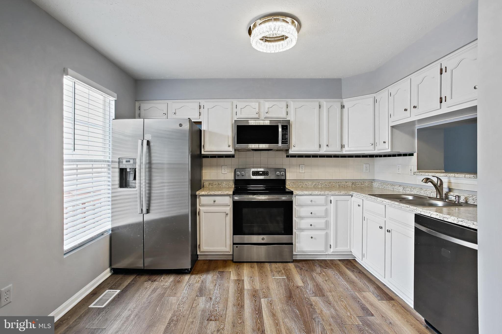CASTLE STONE AT WHITE MARSH - Residential