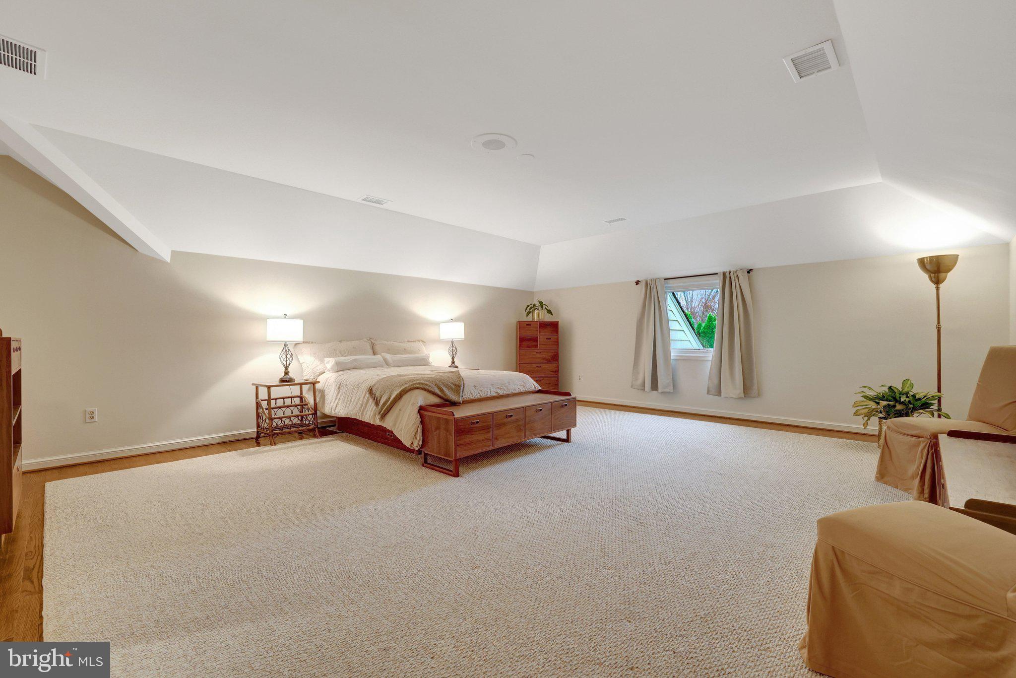 EVERMAY - Residential