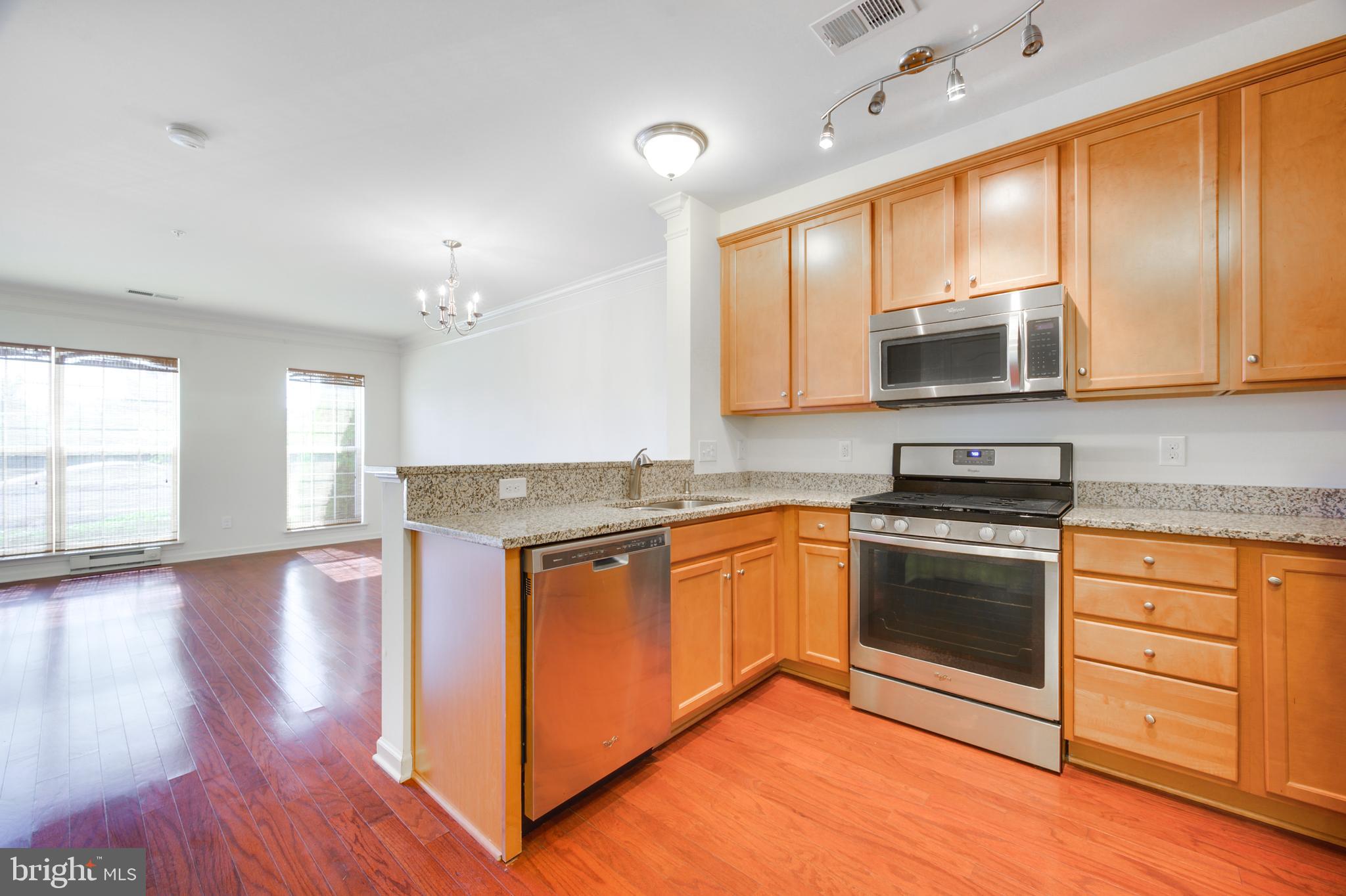 POTOMAC CLUB - Residential