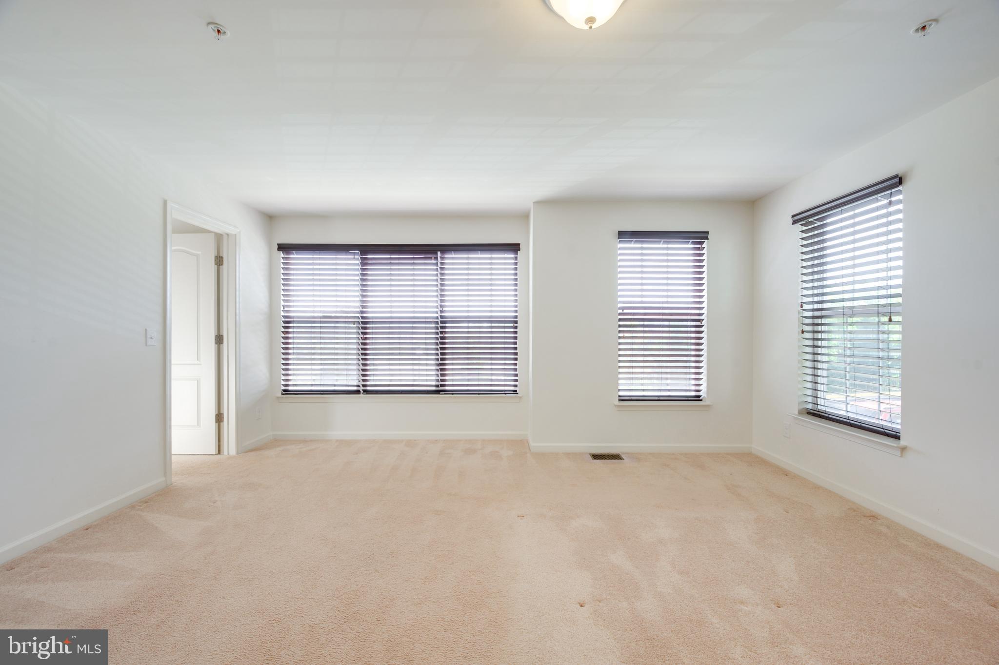 POTOMAC CLUB - Residential