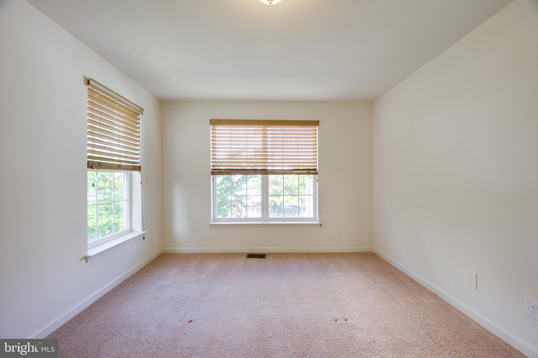 POTOMAC CLUB - Residential