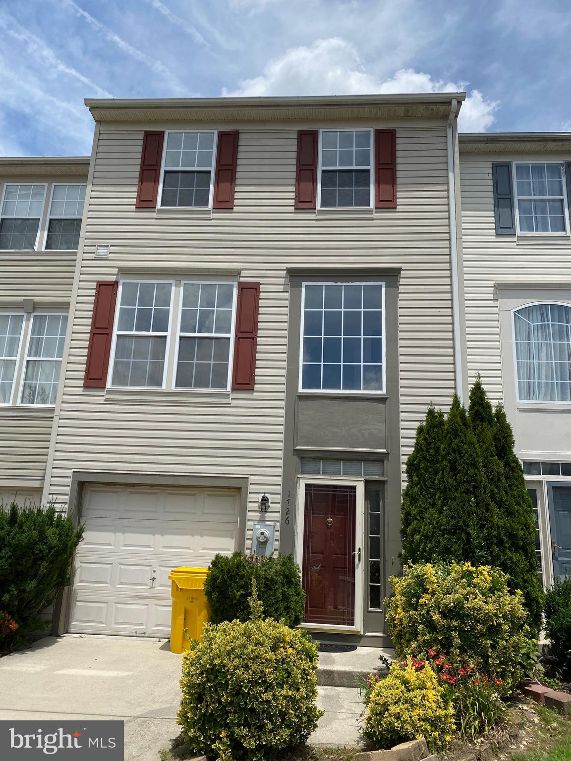 CLEANING WILL BE DONE AFTER MOVE OUT. 3 LEVEL TOWN HOME IN QUALI RUN SOUTH - ONLY MINUTES TO ARUNDEL MILLS MALL, RT 100, RT 295 & 95! FENCED REAR YARD - LARGE DECK OFF KITCHEN FOR ENTERTAINING - 1 CAR GARAGE AND OFF STREET PARKING - APPLICATION DOCUMENTS IN DOCUMENTS IN BRIGHT MLS!