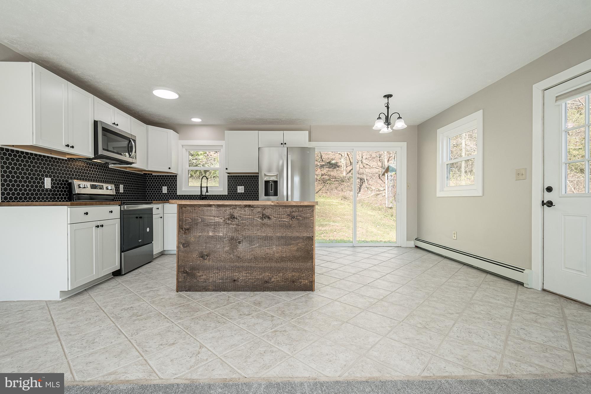 NEW GERMANY ROAD - Residential