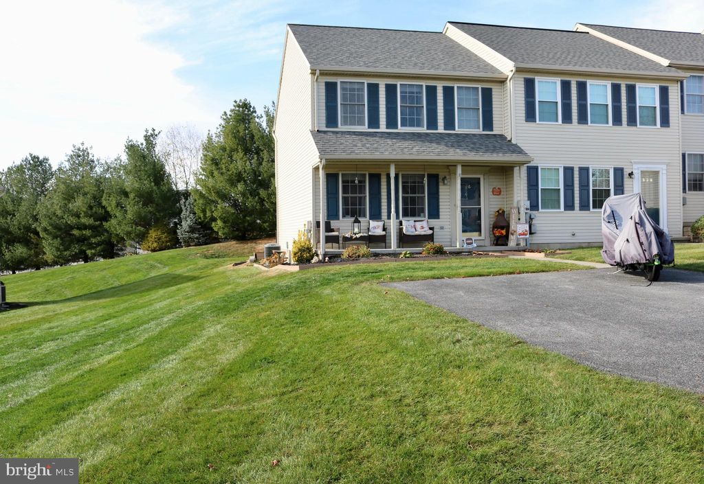 Photo of 536 Wood Duck Drive, Manheim, PA 17545 (MLS # PALA2043512)