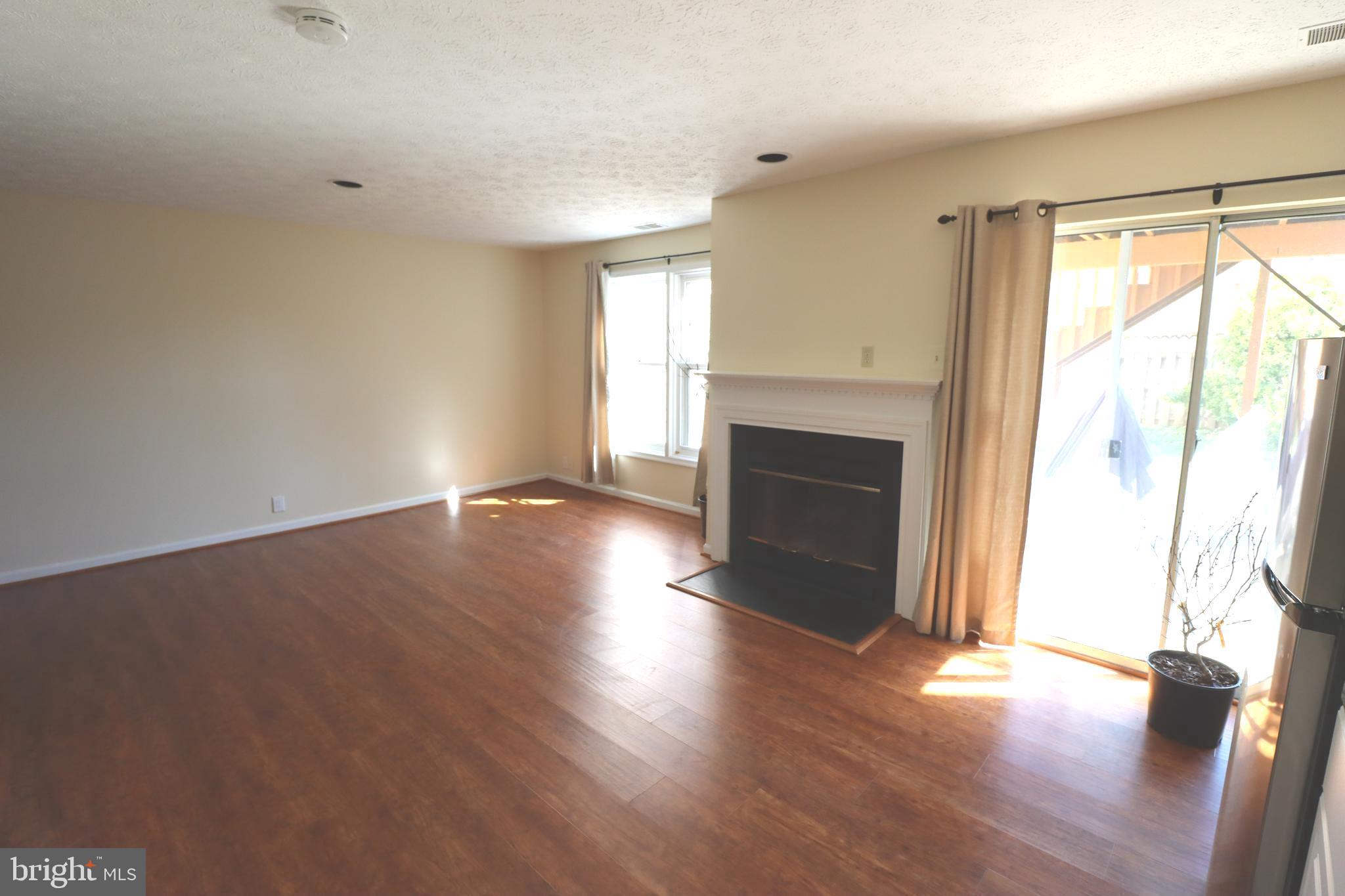 CEDAR WOODS - Residential Lease