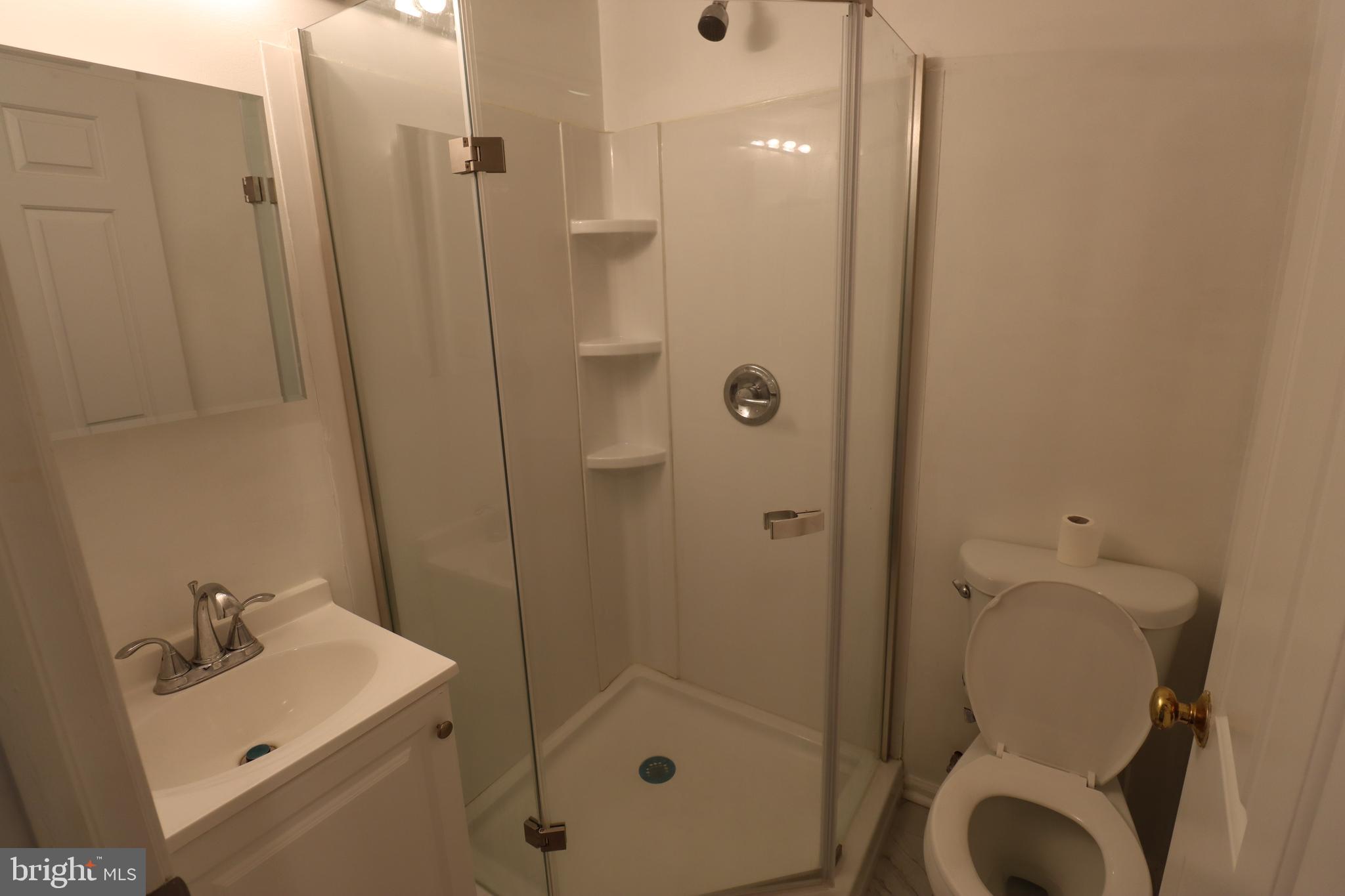 CEDAR WOODS - Residential Lease